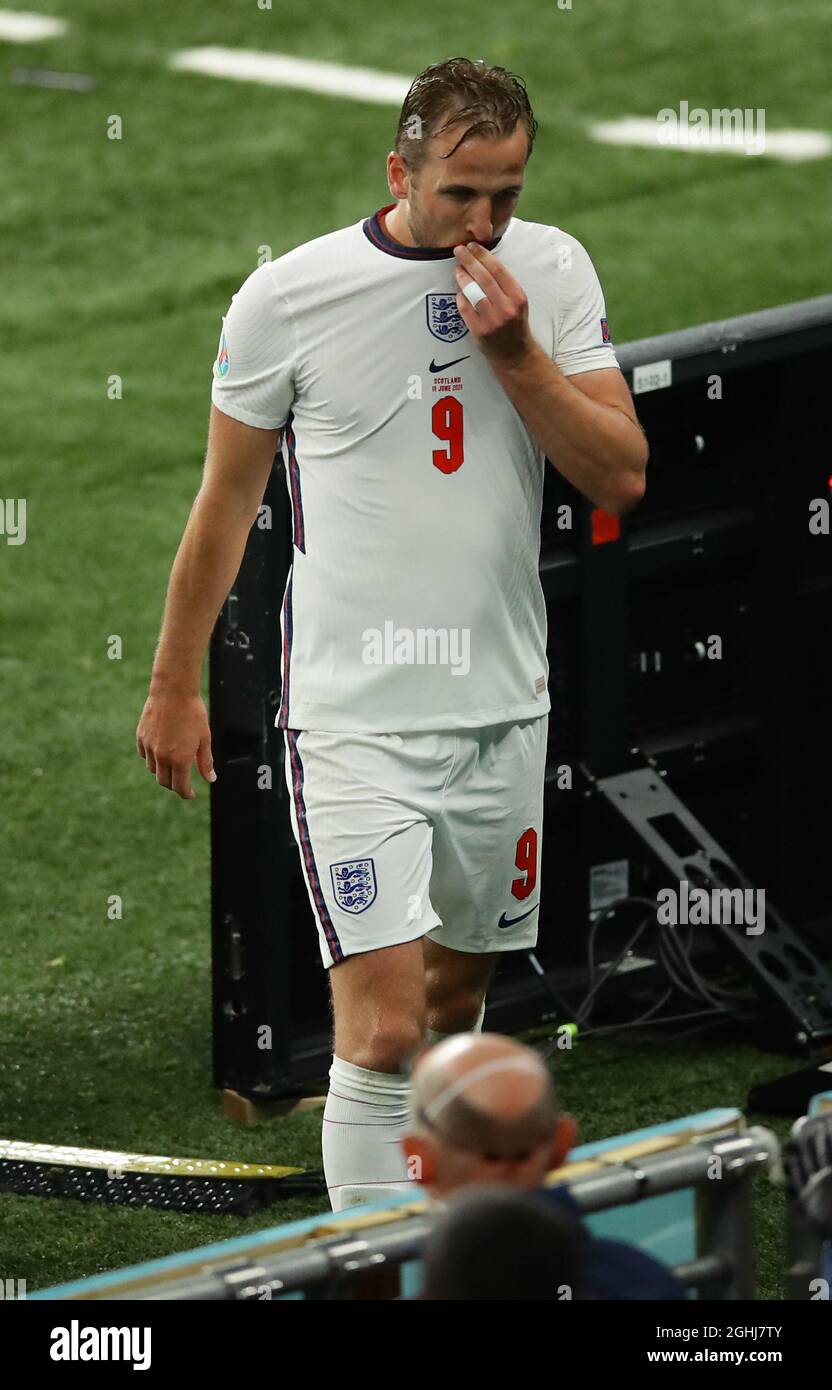 London, England, 18th June 2021. Disappointed Harry Kane of England after his substitution during the UEFA European Championships match at Wembley Stadium, London. Picture credit should read: David Klein / Sportimage via PA Images Stock Photo