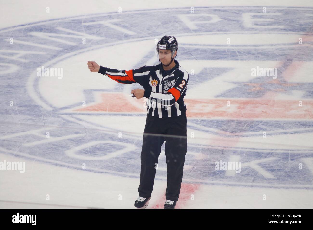 Khl referee hi-res stock photography and images - Alamy