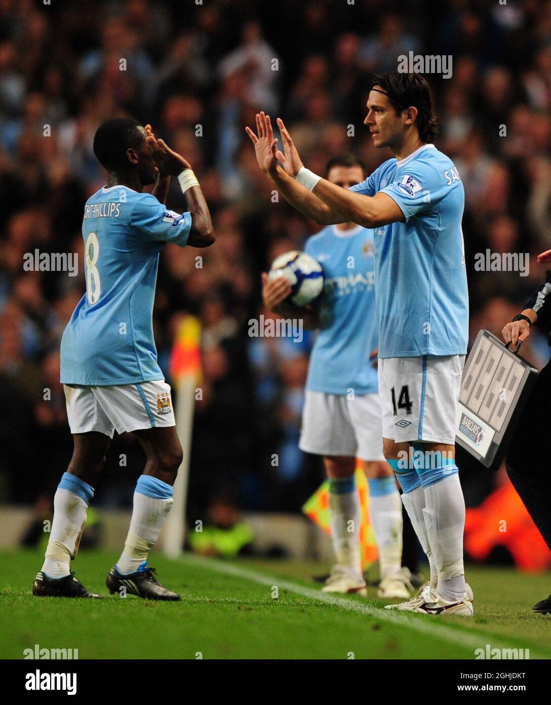 Rocky makes his debut, Roque Santa Cruz, Manchester City