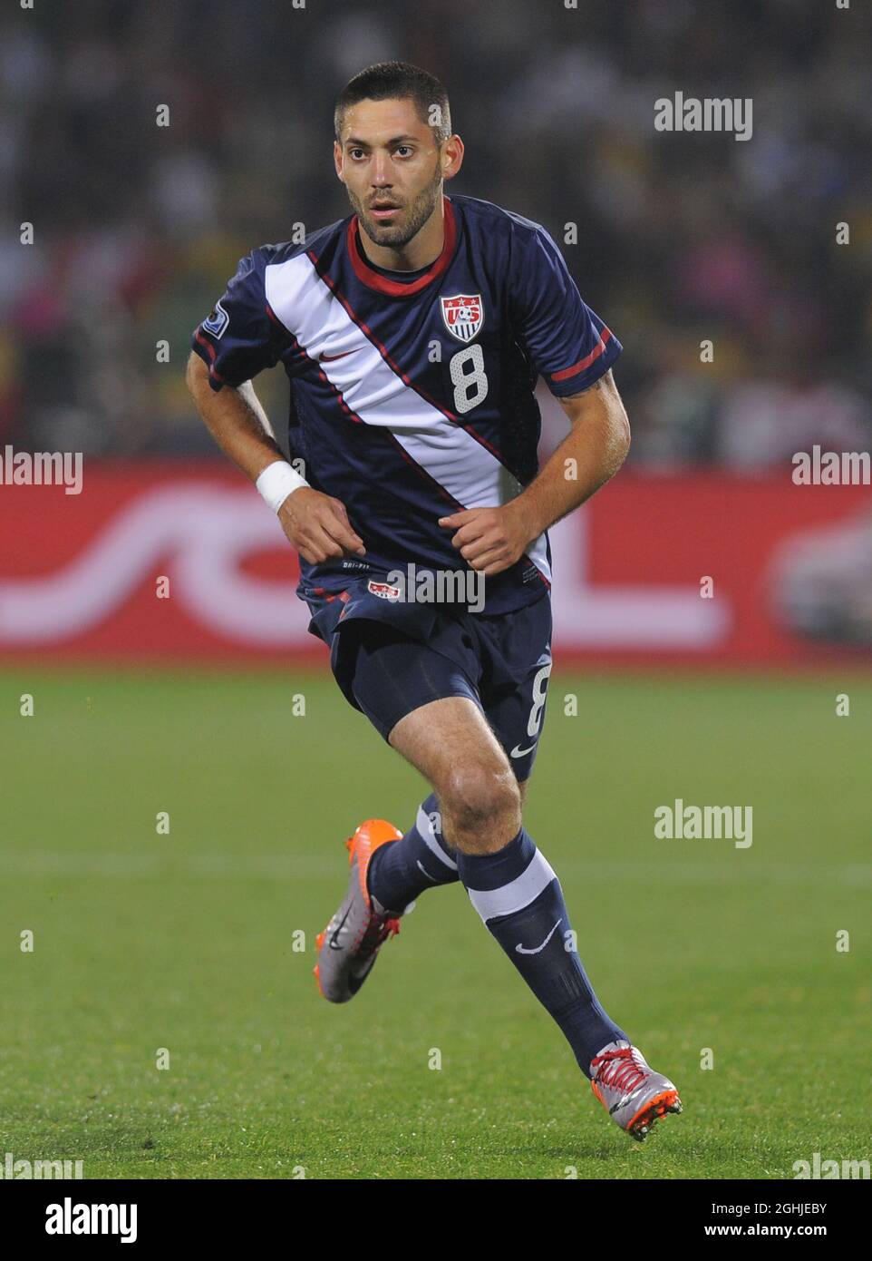 Clint Dempsey of USA in action during the FIFA World Cup 2010, Group C match between England v USA at Royal Bafokeng Stadium, Rustenburg, South Africa. Stock Photo