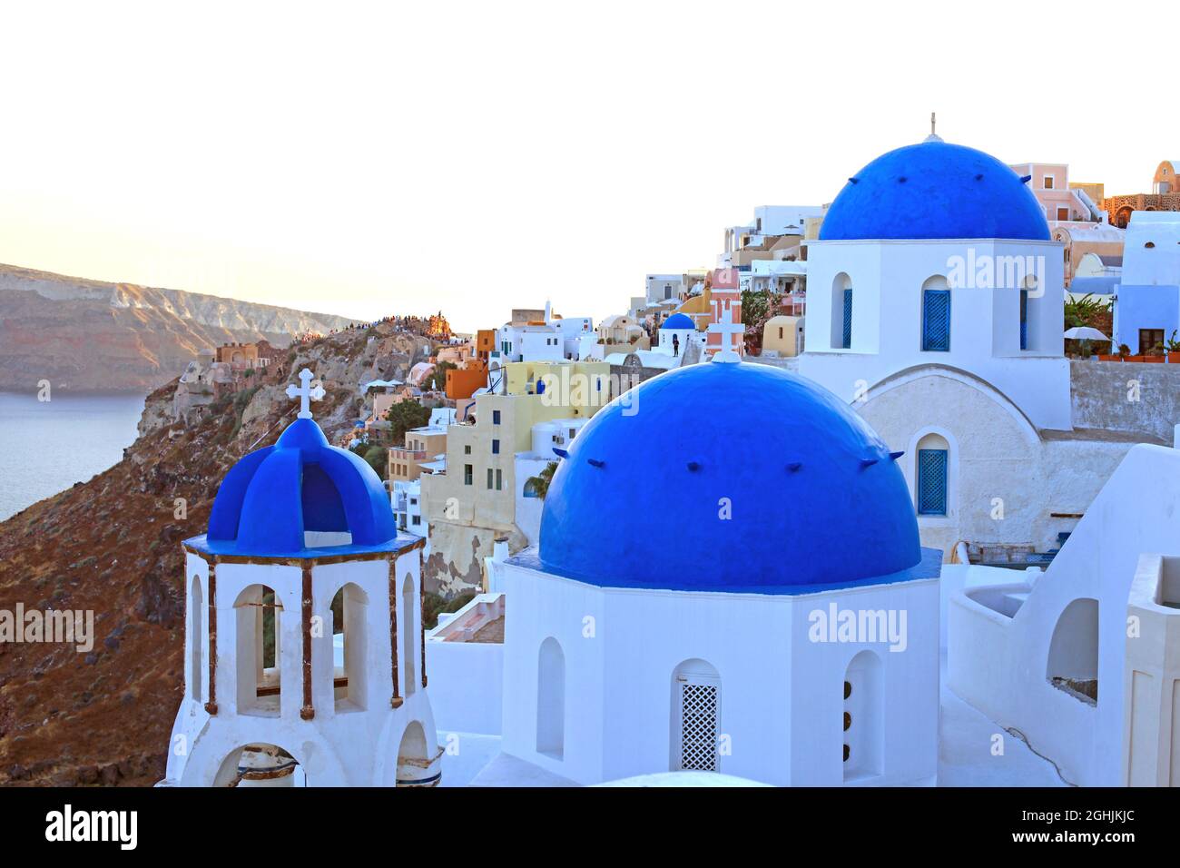 Blue domed churches in Oia, Santorini, Greece Stock Photo - Alamy