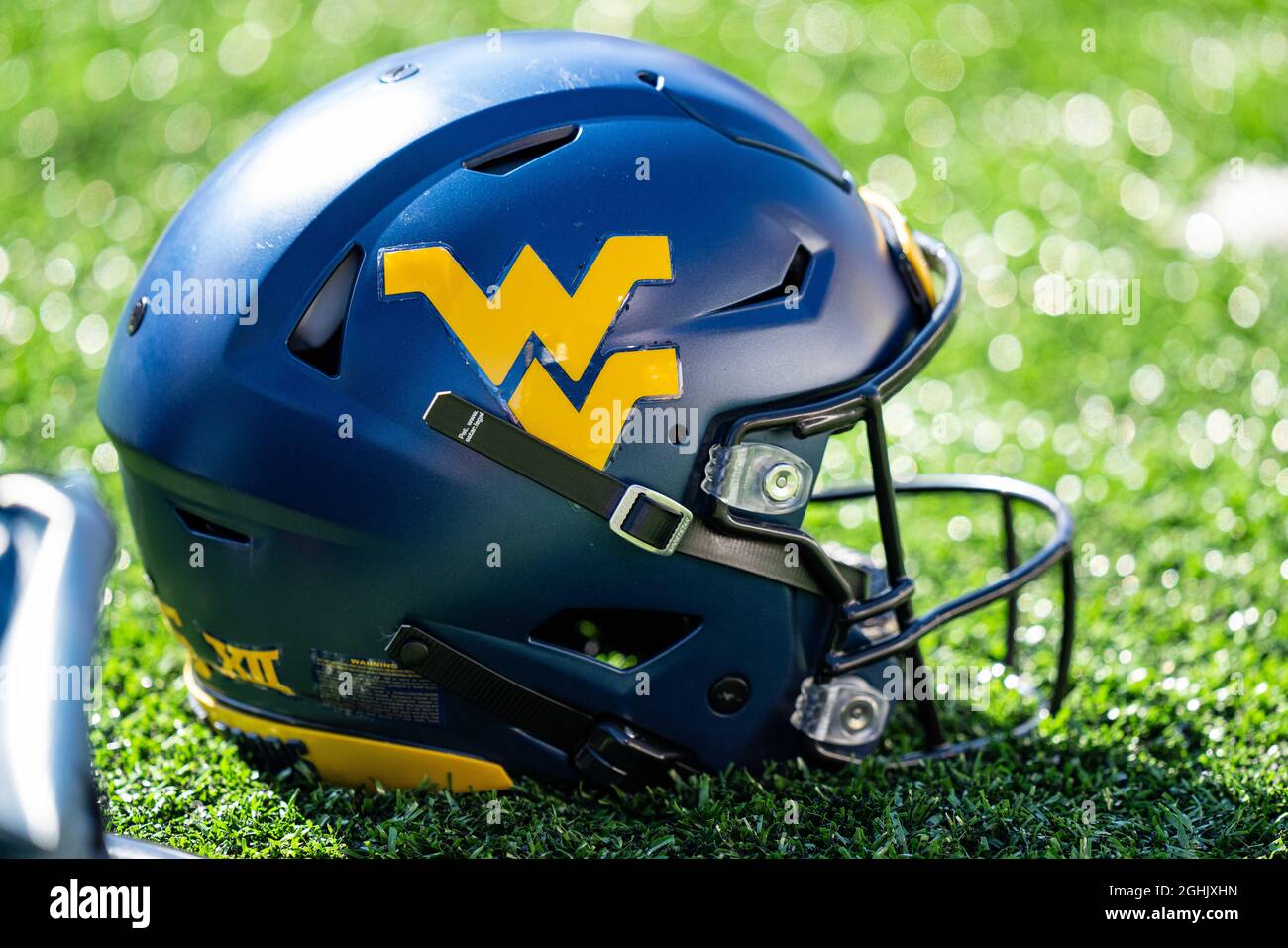 2019 wvu football helmets West virginia football helmet hi-res stock photography and images