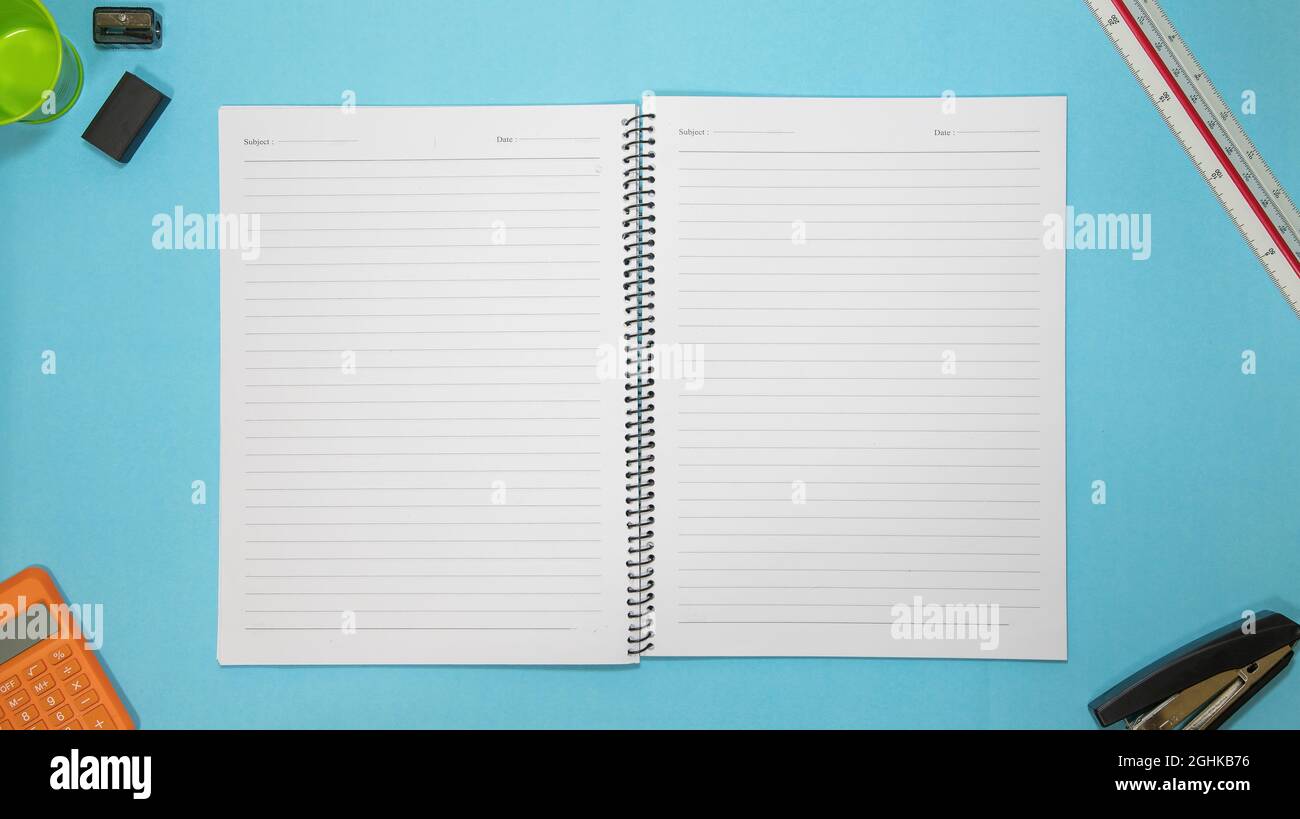 Pc note hi-res stock photography and images - Alamy