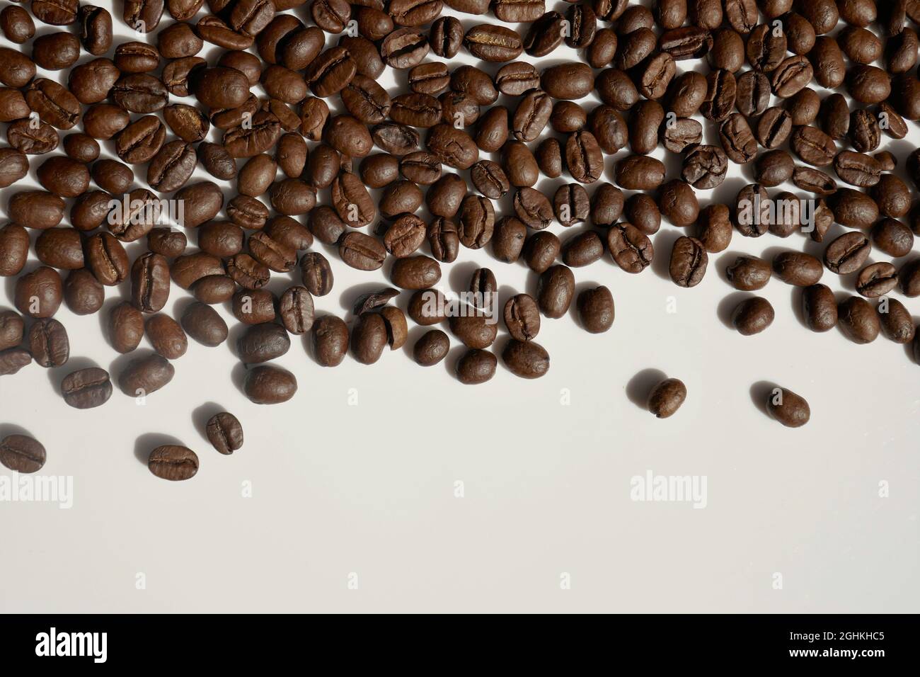 Roasted coffee beans. Arabica. Coffee background Stock Photo - Alamy
