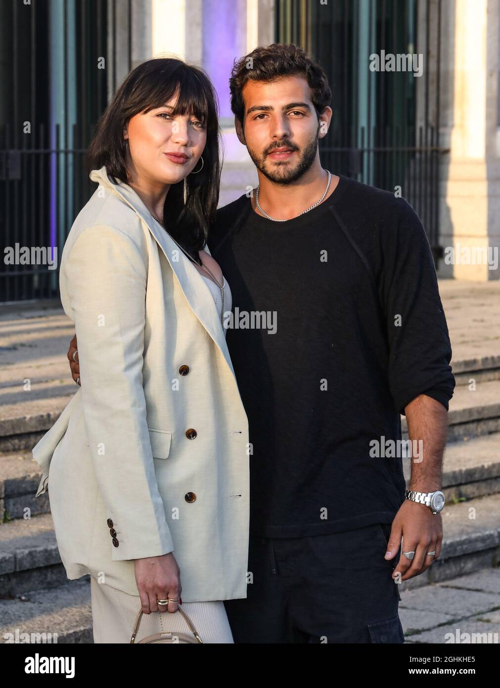 Daisy lowe and jordan saul hires stock photography and images Alamy