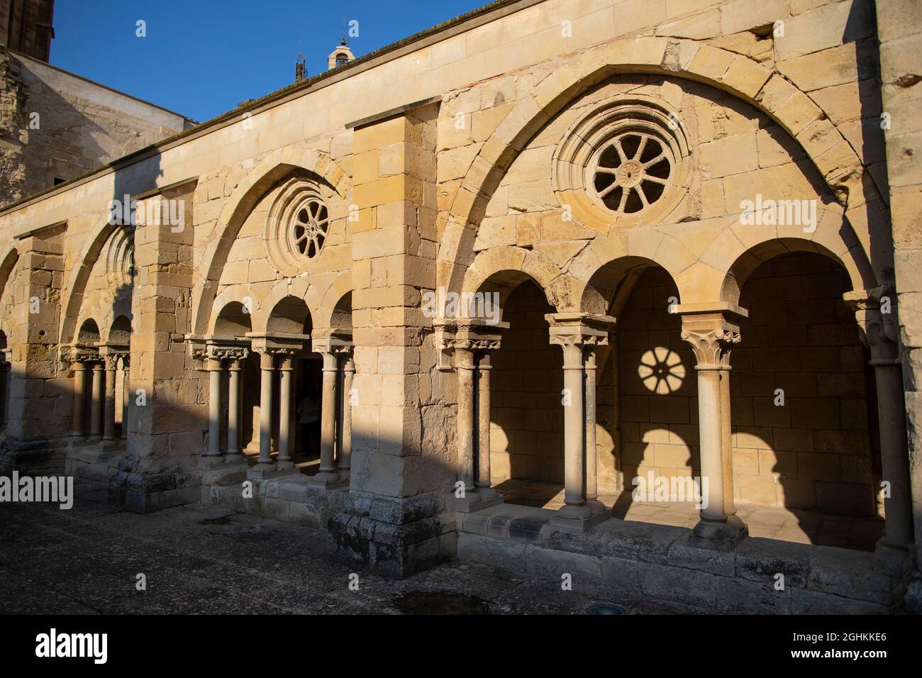 Cloister of Vallbona Abbey or the Monastery of Santa Maria de Vallbona. Vallbona de les Monges, Urgell, Lleida, Catalonia, Spain, Europe. Stock Photo