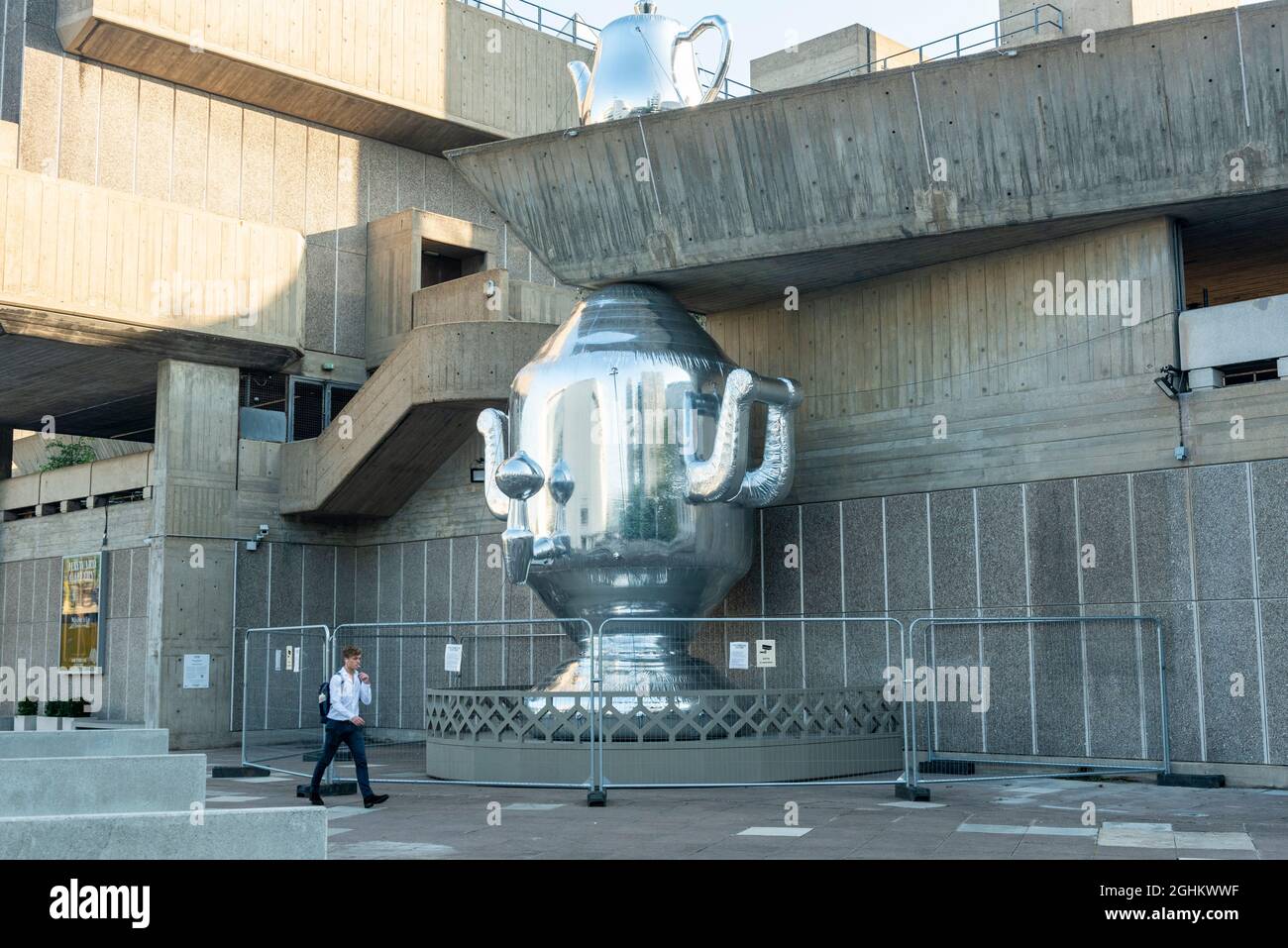 London, UK.  7 September 2021.  Unveiling of the Hayward Gallery’s inaugural Bagri Foundation Commission ‘Samovar’, a monumental outdoor sculpture, by art collective Slavs and Tatars, which refers to the role of tea in British history, tradition and popular culture.   Credit: Stephen Chung / Alamy Live News Stock Photo