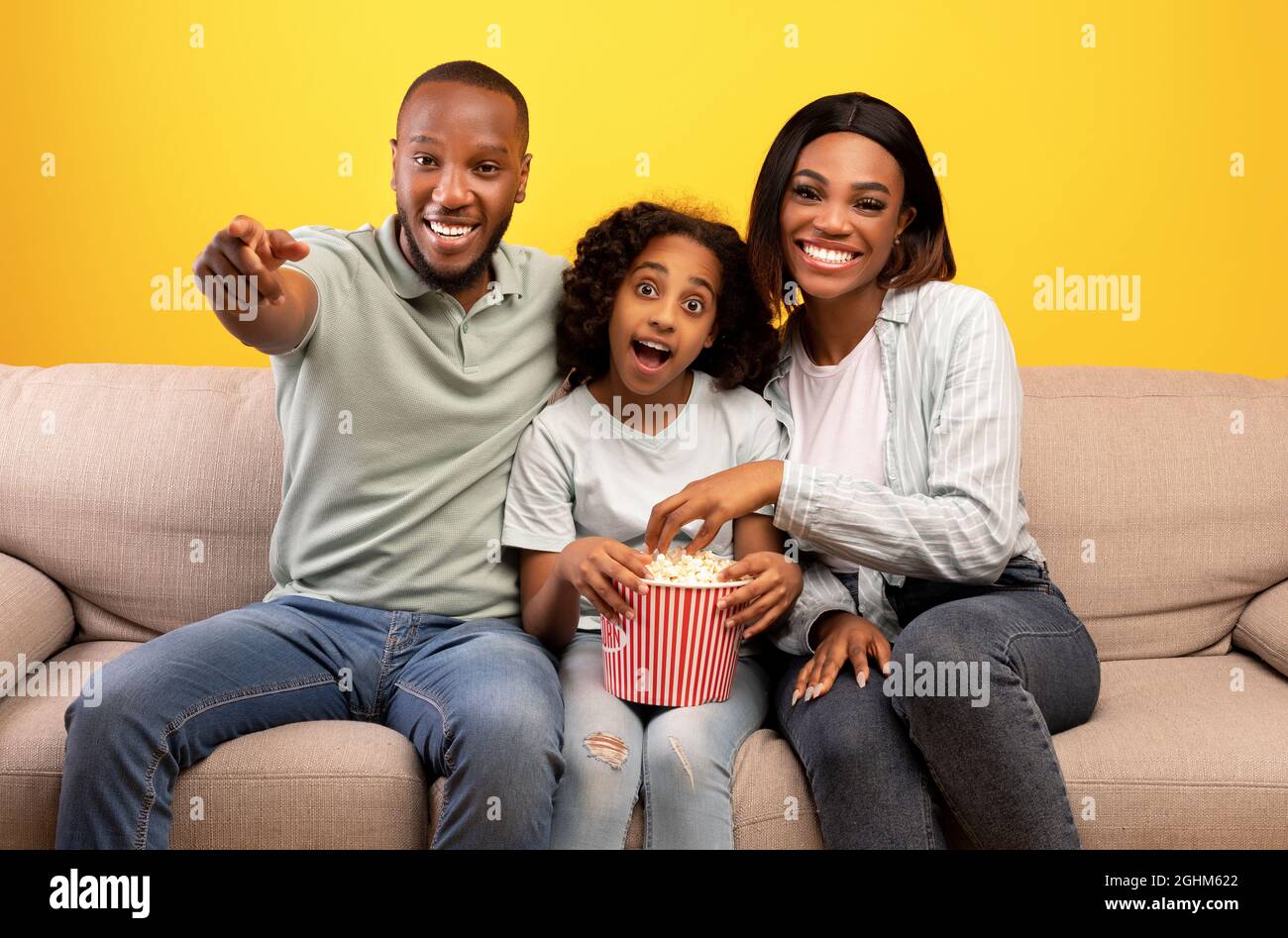 Kids Watching Tv And Eating