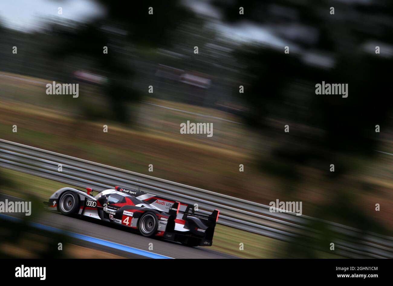 4 Audi Sport North America Audi R18 Ultra Oliver Jarvis, Marco