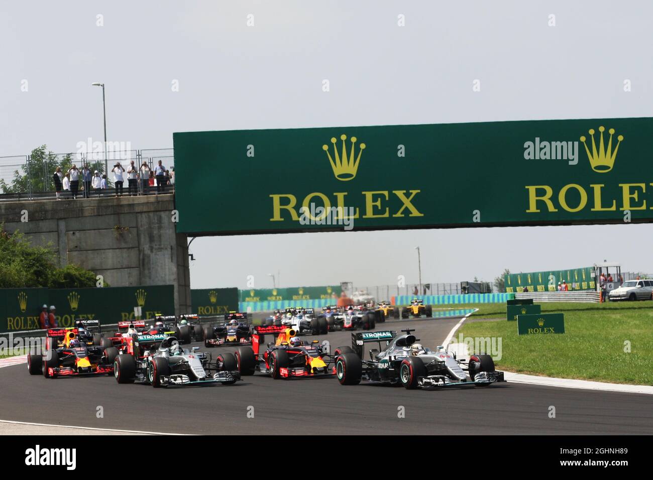 Lewis Hamilton (GBR) Mercedes AMG F1 W07 Hybrid leads at the start of the race.  24.07.2016. Formula 1 World Championship, Rd 11, Hungarian Grand Prix, Budapest, Hungary, Race Day.  Photo credit should read: XPB/Press Association Images. Stock Photo