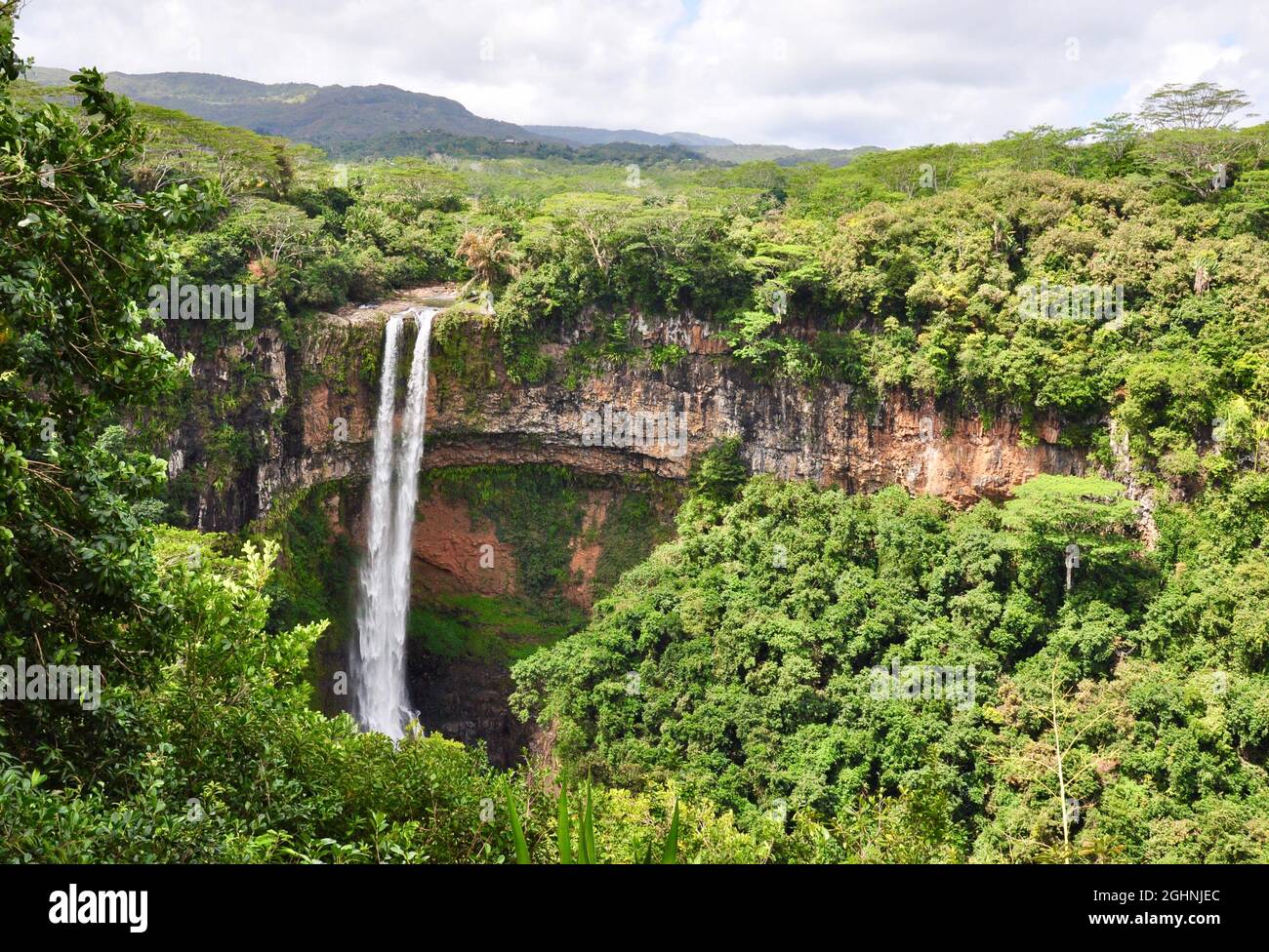 mauritius-chamarel-waterfall-hi-res-stock-photography-and-images-alamy