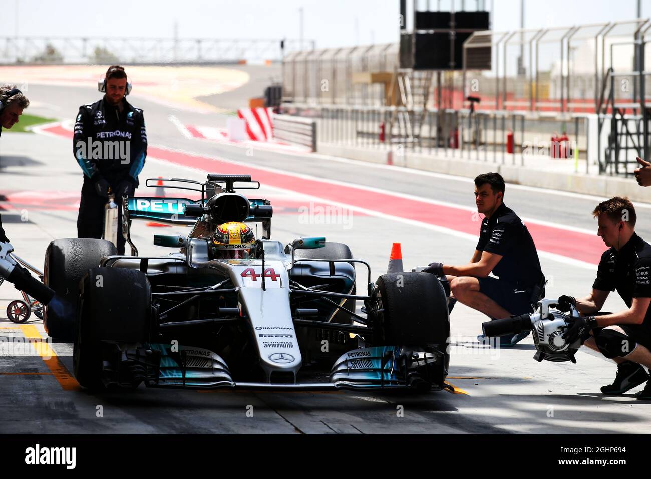 The mercedes amg f1 w08 of lewis hamilton hi-res stock photography and ...