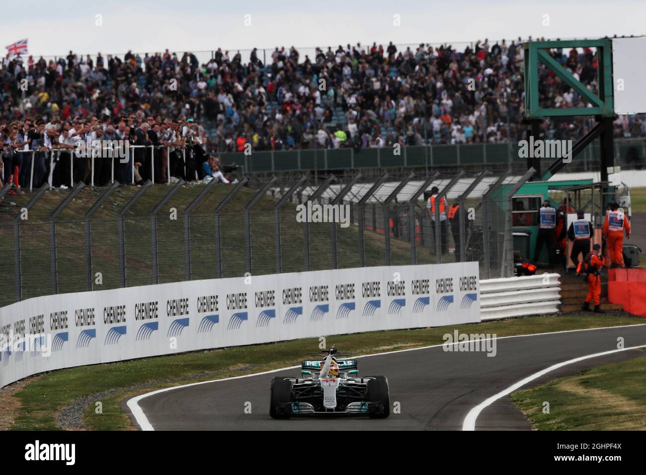 Race winner Lewis Hamilton (GBR) Mercedes AMG F1 W08 celebrates at the ...