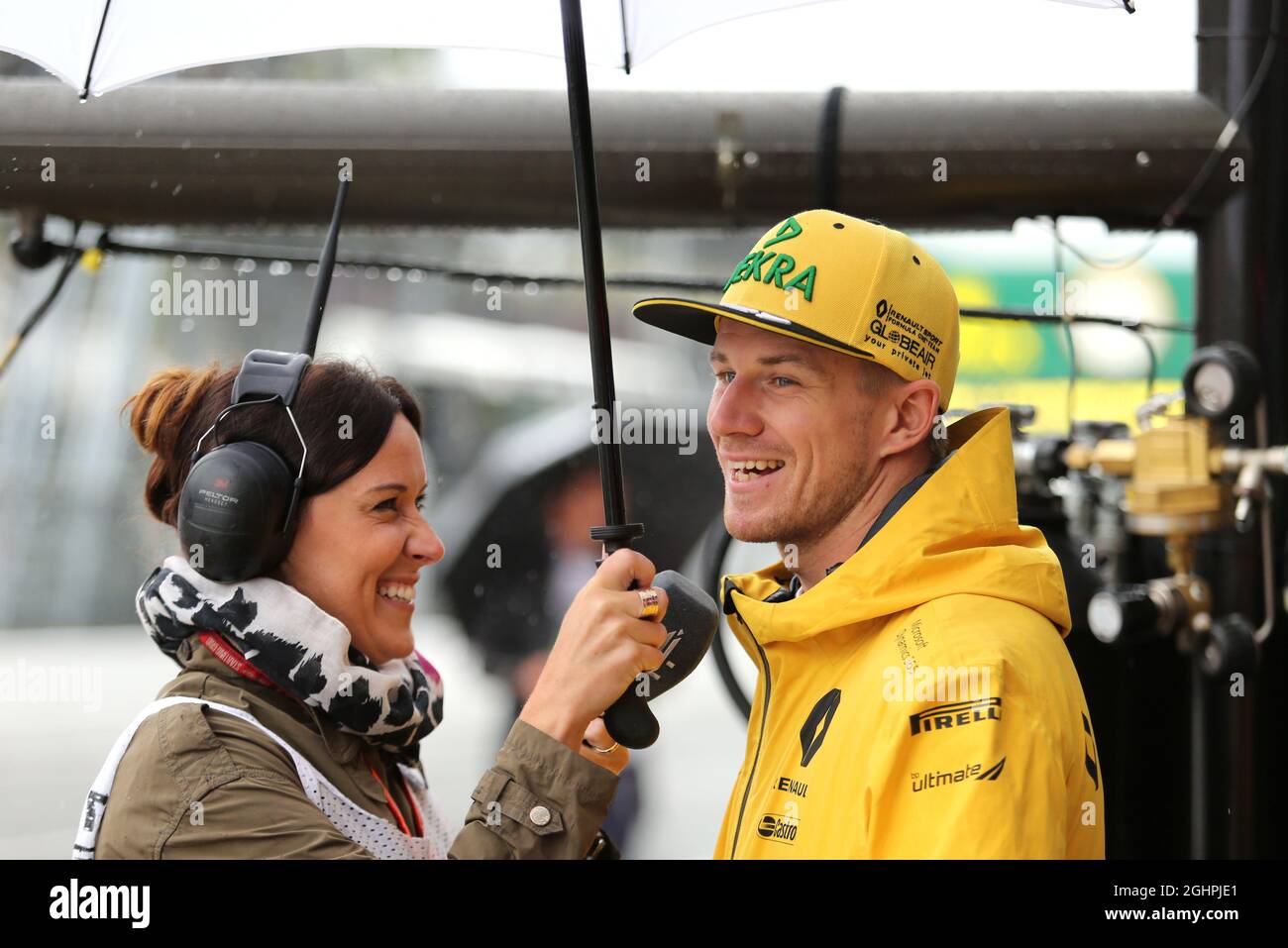 (L to R): Lee McKenzie (GBR) Channel 4 F1 Presenter with Nico Hulkenberg (GER) Renault Sport F1 Team.  02.09.2017. Formula 1 World Championship, Rd 13, Italian Grand Prix, Monza, Italy, Qualifying Day.  Photo credit should read: XPB/Press Association Images. Stock Photo