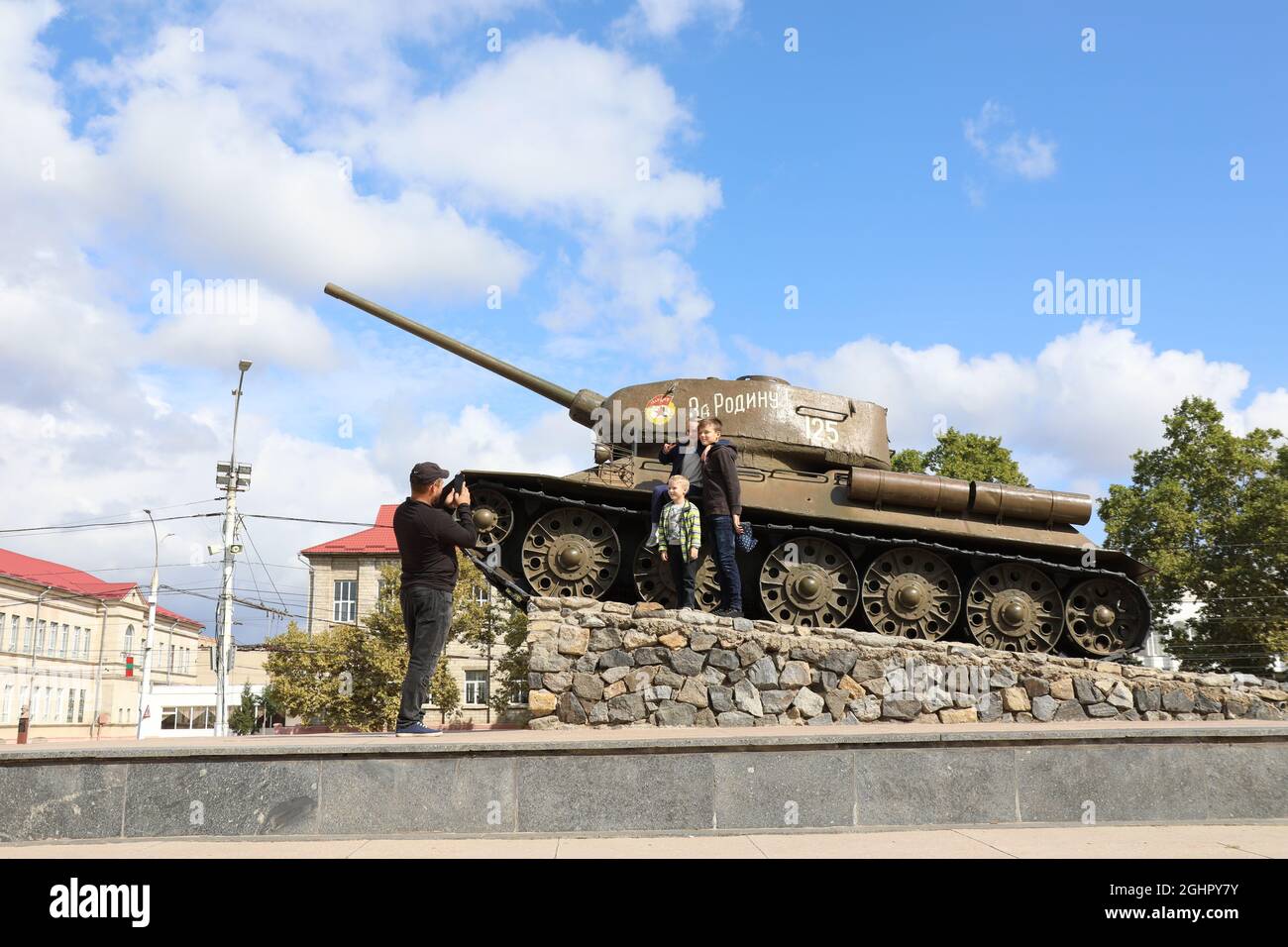 T-34-85 tank on display in the city centre of Tiraspol in Transnistria Stock Photo