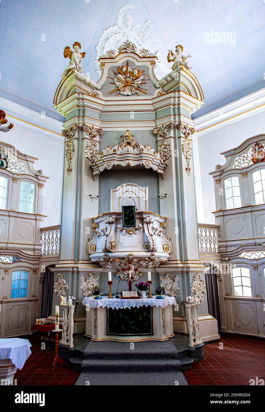 Altar in the church St. Petri zu Osten, Osten-Hemmoor, Cuxland, Lower Saxony, Germany Stock Photo