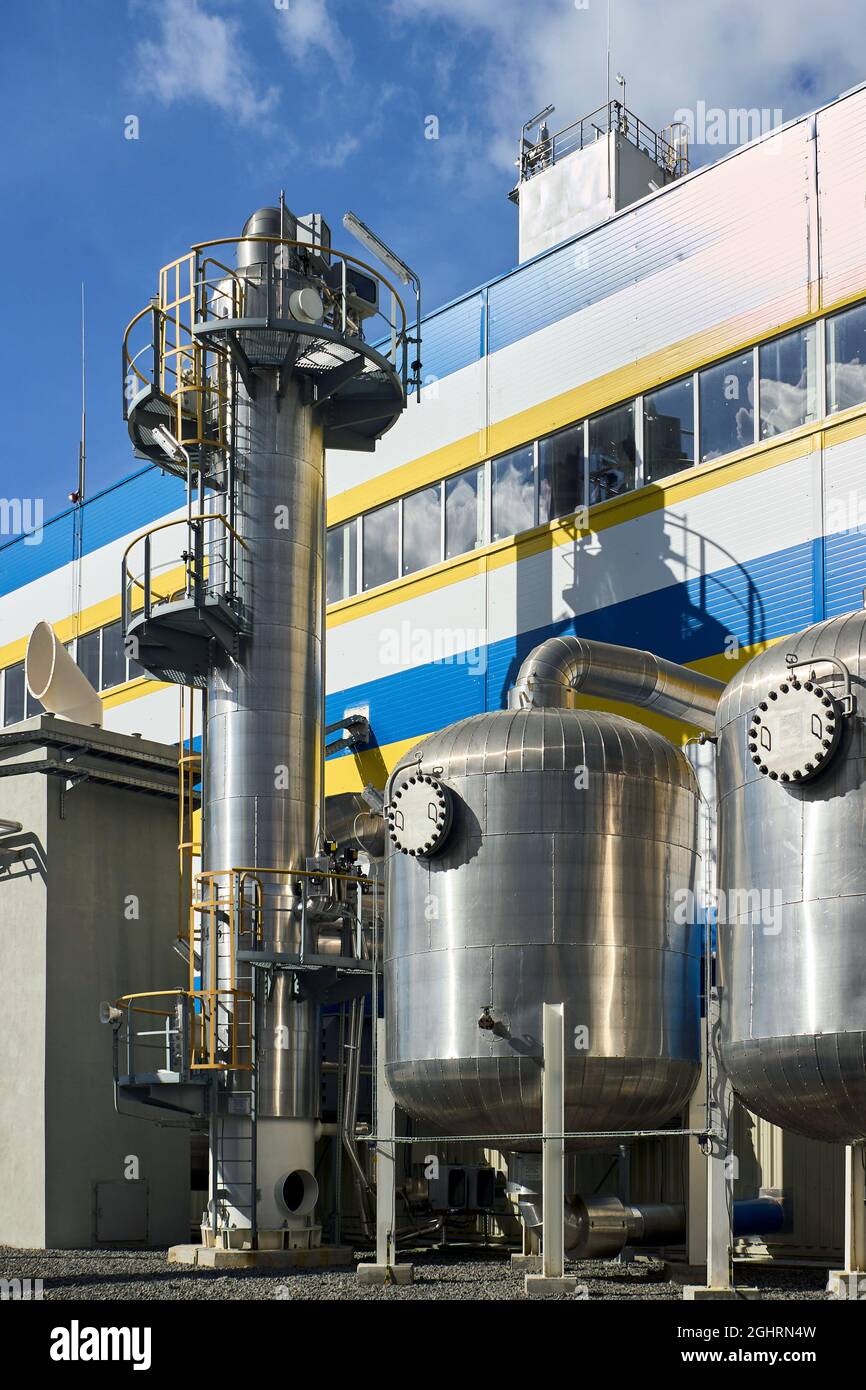 Petrochemical industrial architecture. Liquid oxygen nitrogen and air cryogenic industrial production building and equipment with scrubbers and Stock Photo