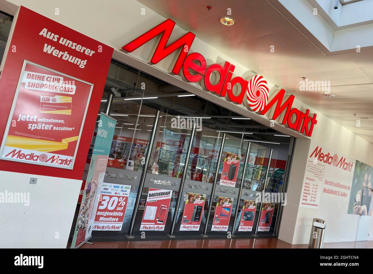 Loja de Mediamarkt foto de stock editorial. Imagem de eletrônica