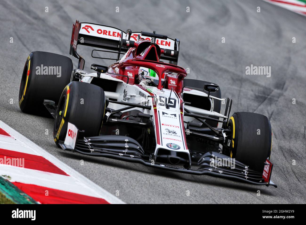 Antonio Giovinazzi (ITA) Alfa Romeo Racing C39. Formula One Testing ...