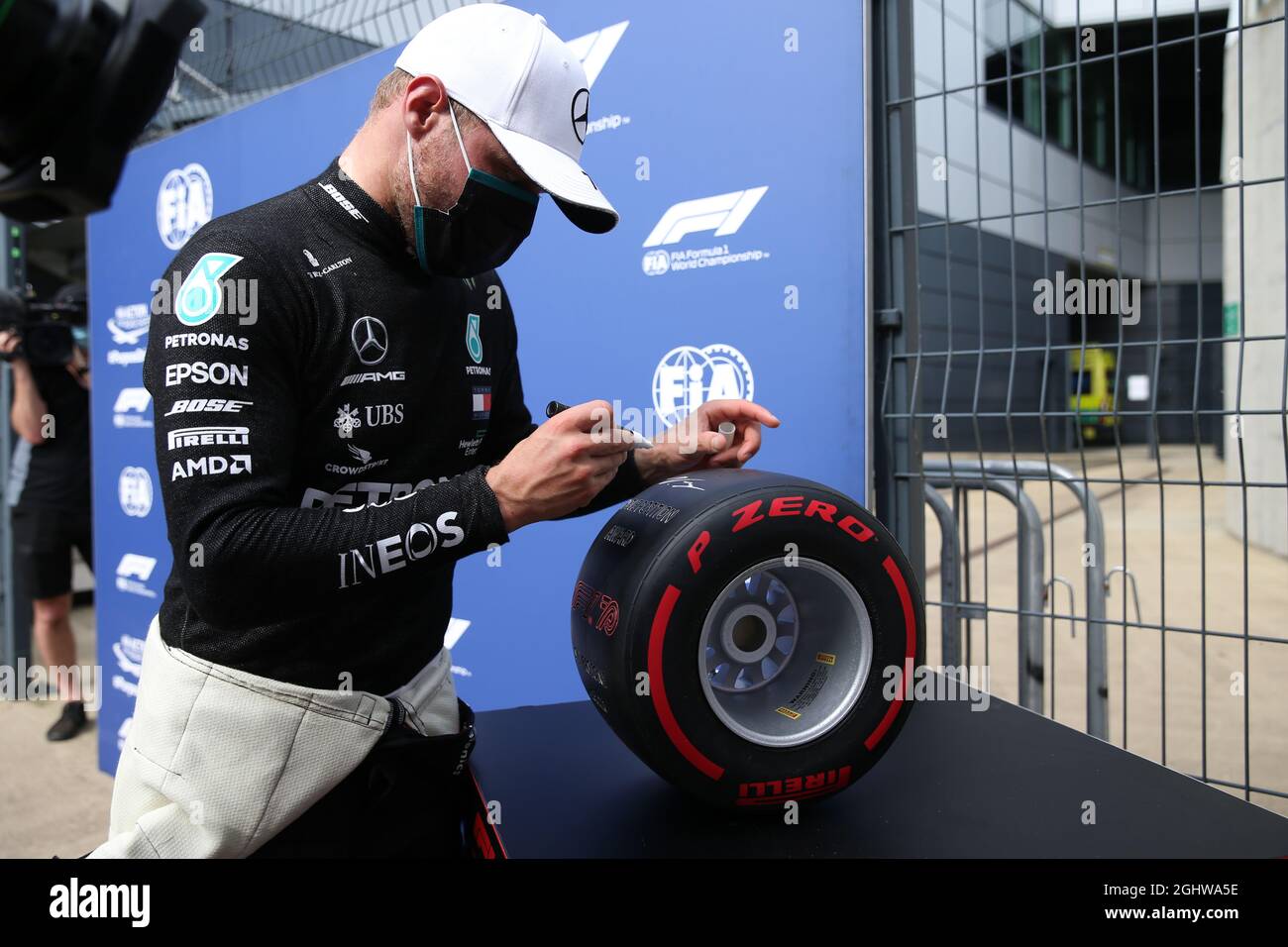 Valtteri Bottas Fin Mercedes Amg F1 With The Pirelli Pole Position Award 08 08 Formula 1 World Championship Rd 5 70th Anniversary Grand Prix Silverstone England Qualifying Day Photo Credit Should Read Xpb Press