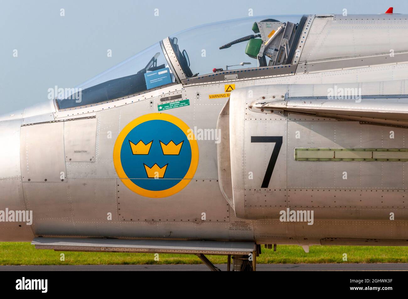 Saab ajs 37 viggen jet hi-res stock photography and images - Alamy