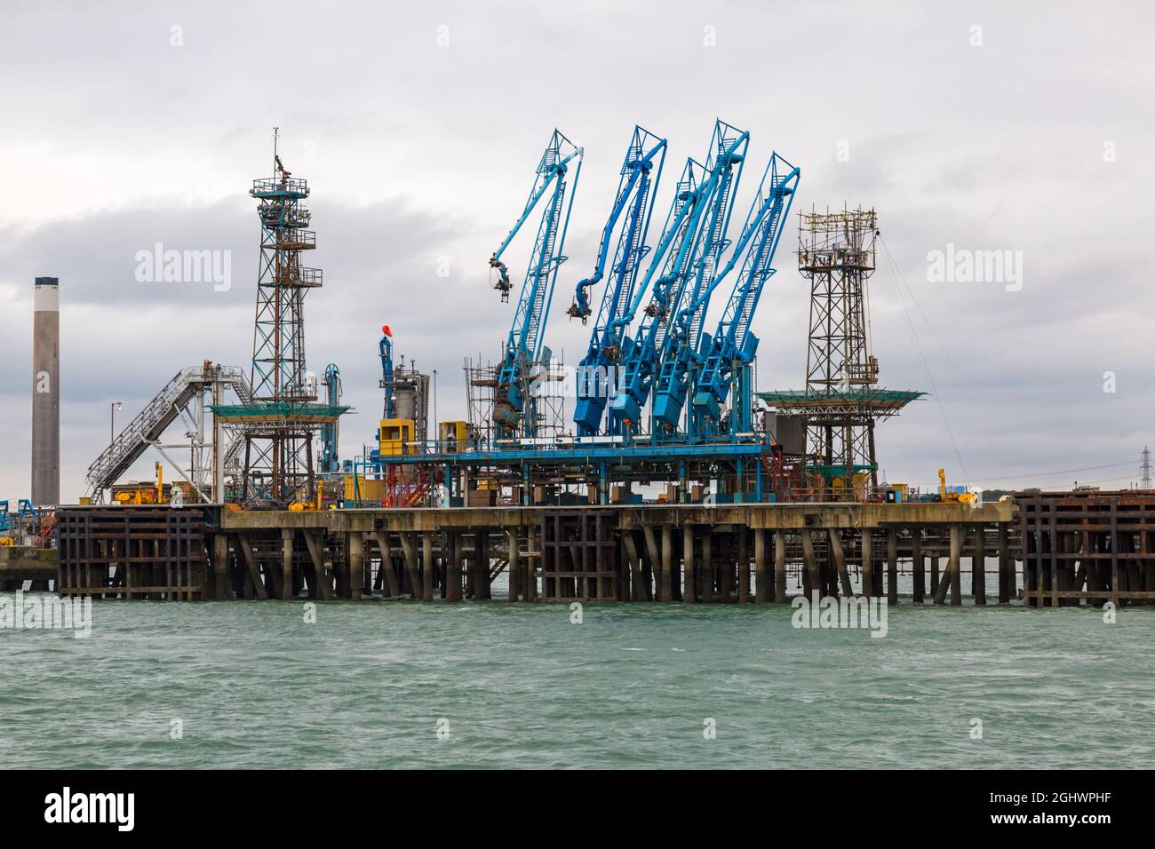 Fawley oil refinery, the largest oil refinery in the UK, on Southampton ...