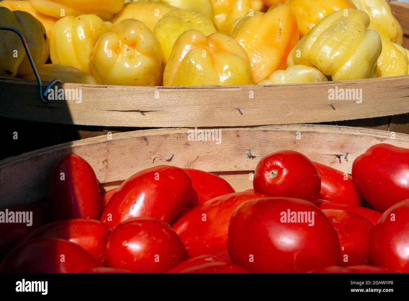 Bushel vegetables hires stock photography and images Alamy