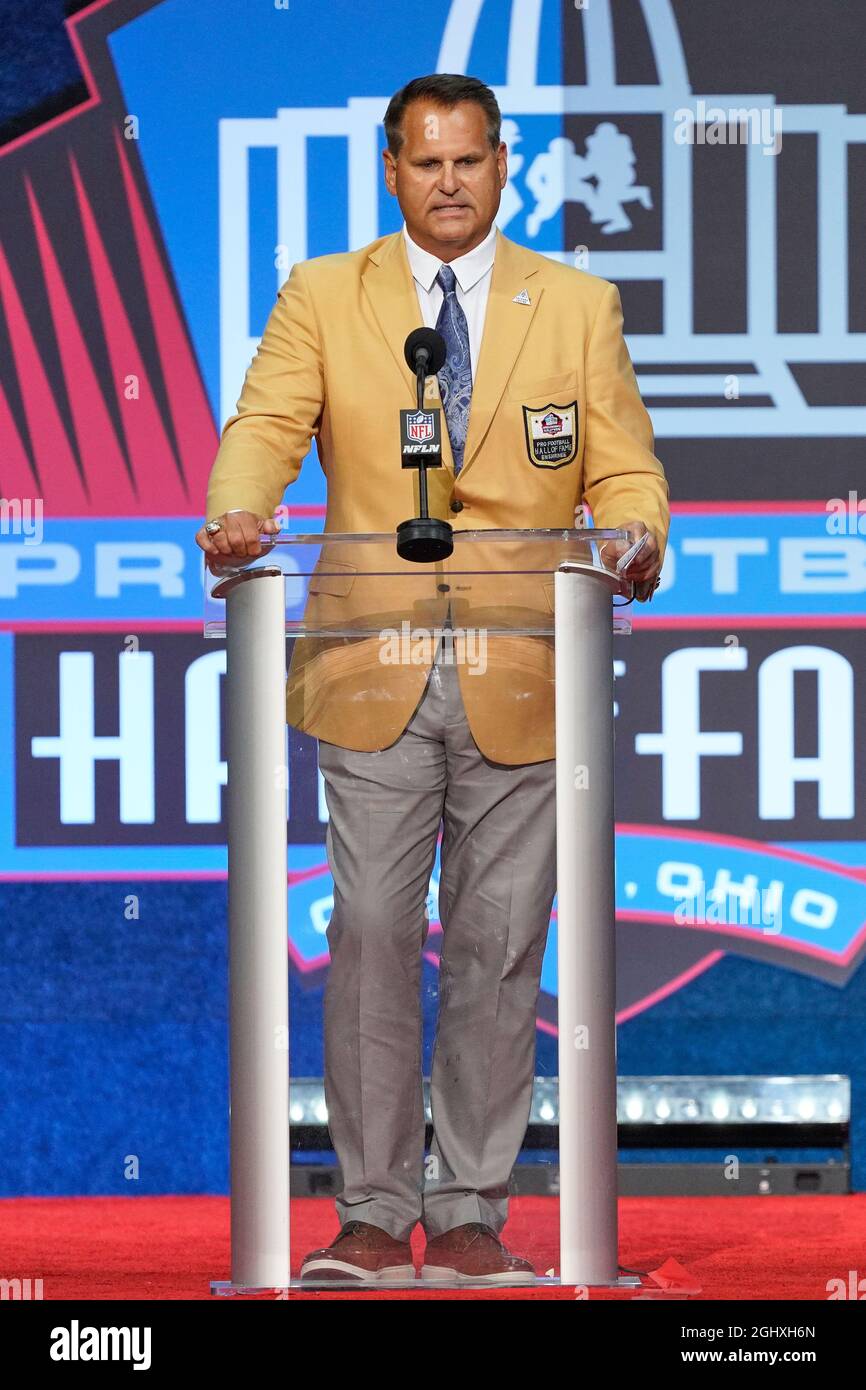 Inductee Jimbo Covert speaks during the Pro Football Hall of Fame Class of 2020 Enshrinement, Saturday, Aug. 7, 2021, in Canton, Ohio. (Robin Alam/Ima Stock Photo