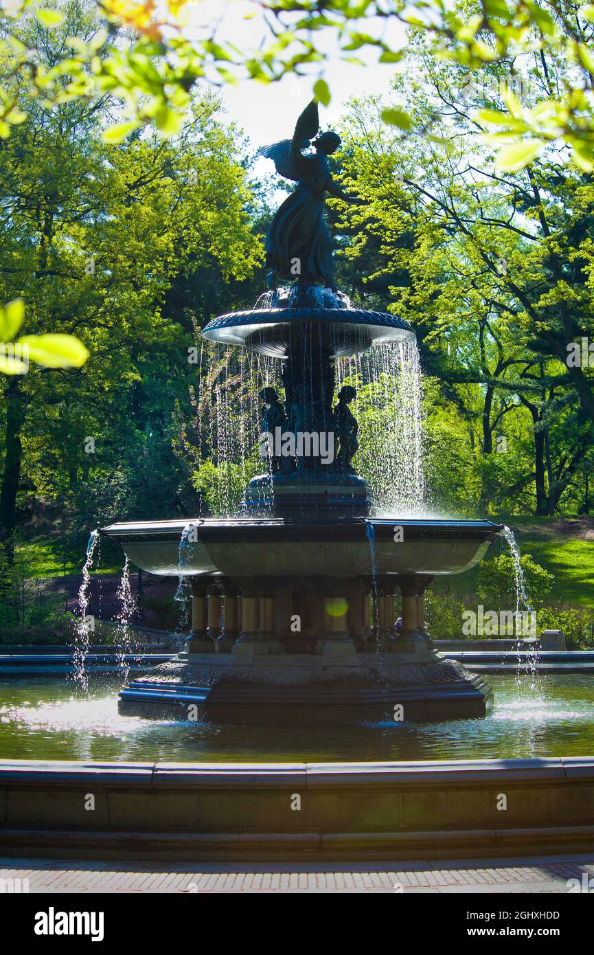 Central Park in New York City. Bethesda Terrace and Bethesda Fountain.  Editorial Image - Image of center, empty: 178120710