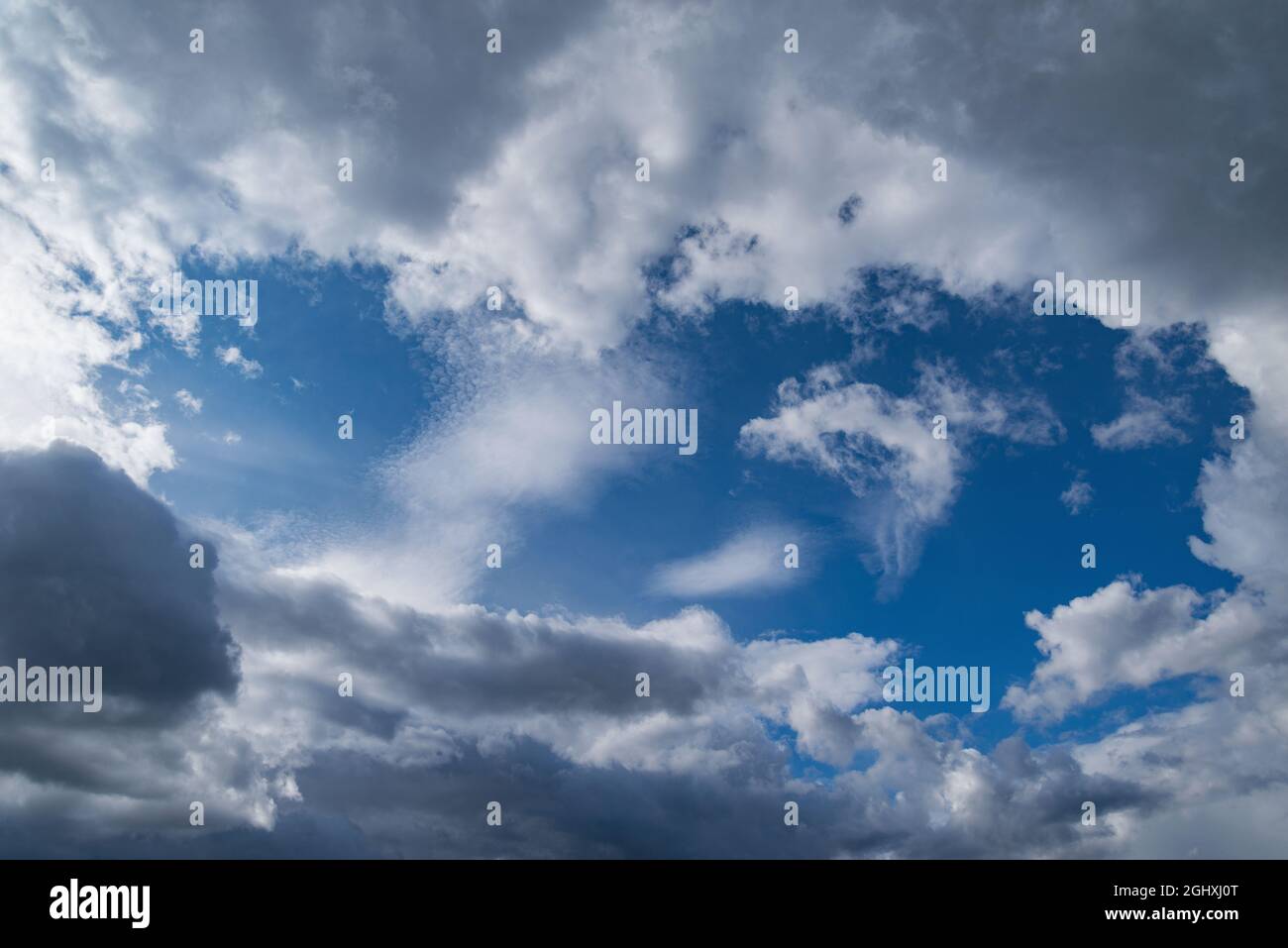 Amazing cloudscape on the sky before the rain Stock Photo - Alamy