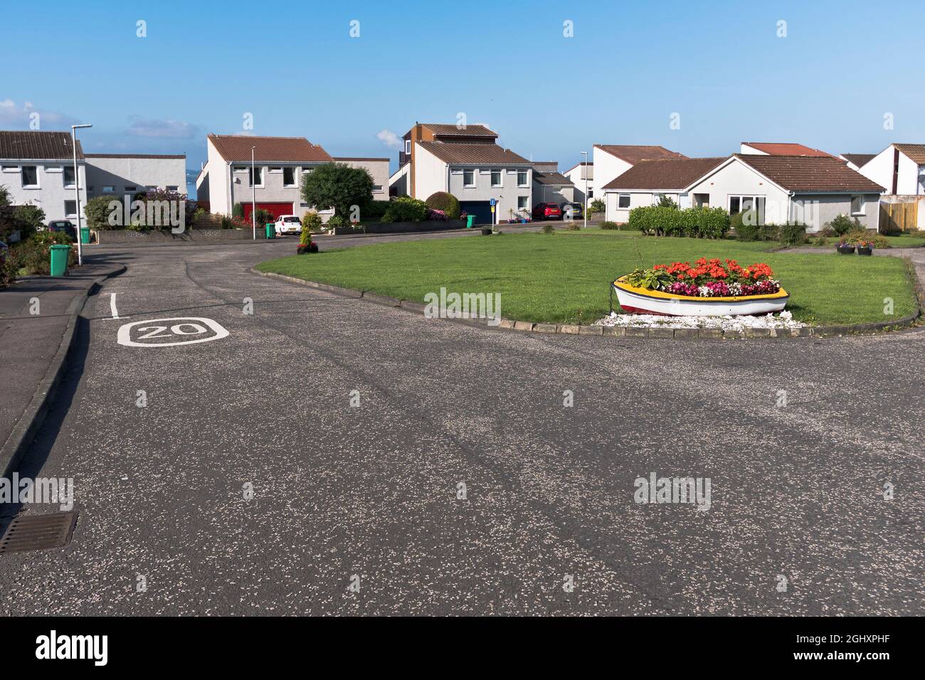 dh Housing estate CHARLESTOWN FIFE Scottish modern houses in Scotland