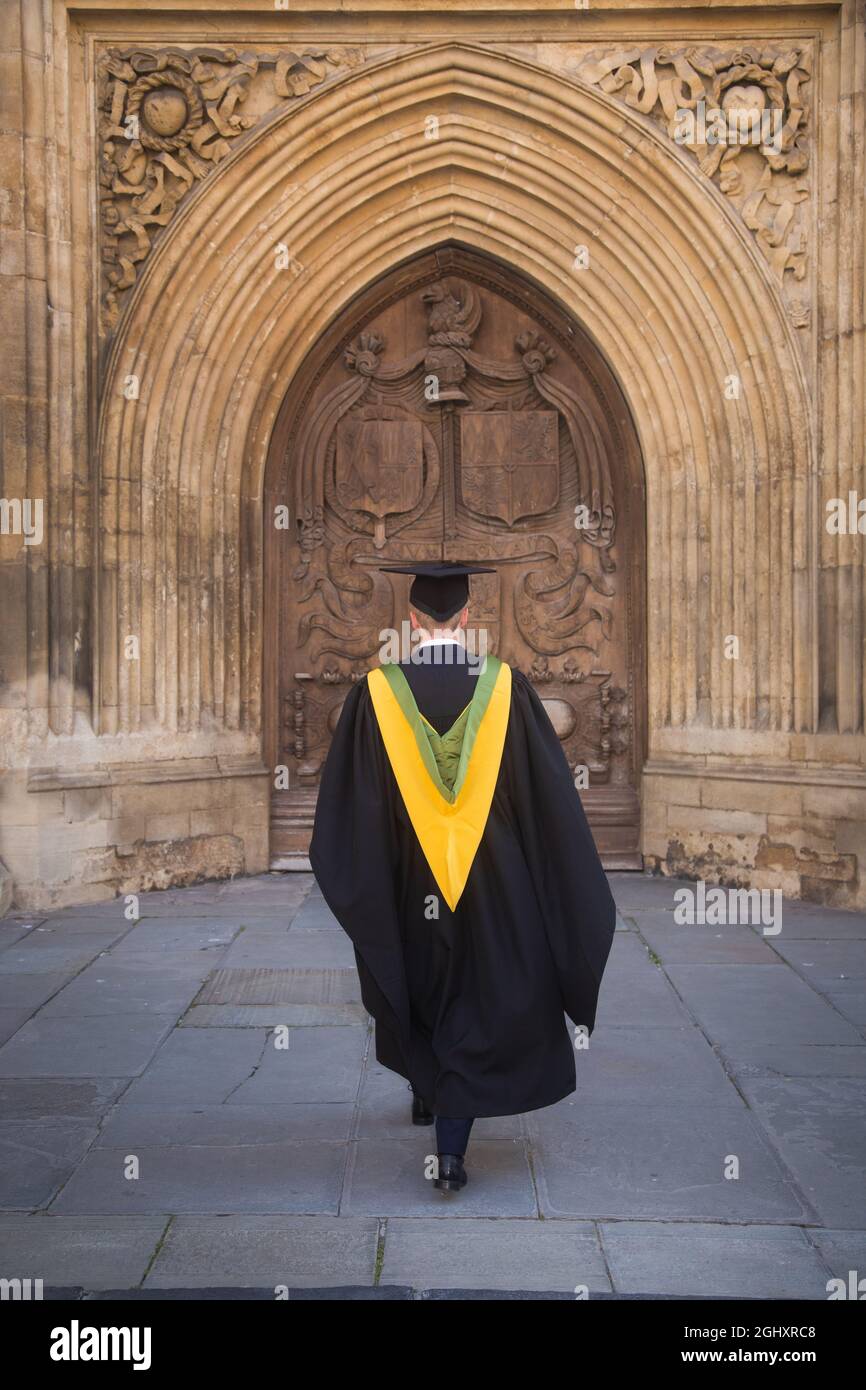 Bath abbey graduation hires stock photography and images Alamy
