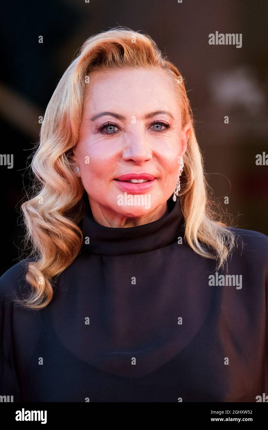 The Palazzo del Cinema, Lido di Venezia, Venice, Italy. 7th Sep, 2021. Iaia Forte poses on the red carpet for THE KING OF LAUGHTER ( QUI RIDO IO ) during the 78th Venice International Film Festival. Picture by Credit: Julie Edwards/Alamy Live News Stock Photo