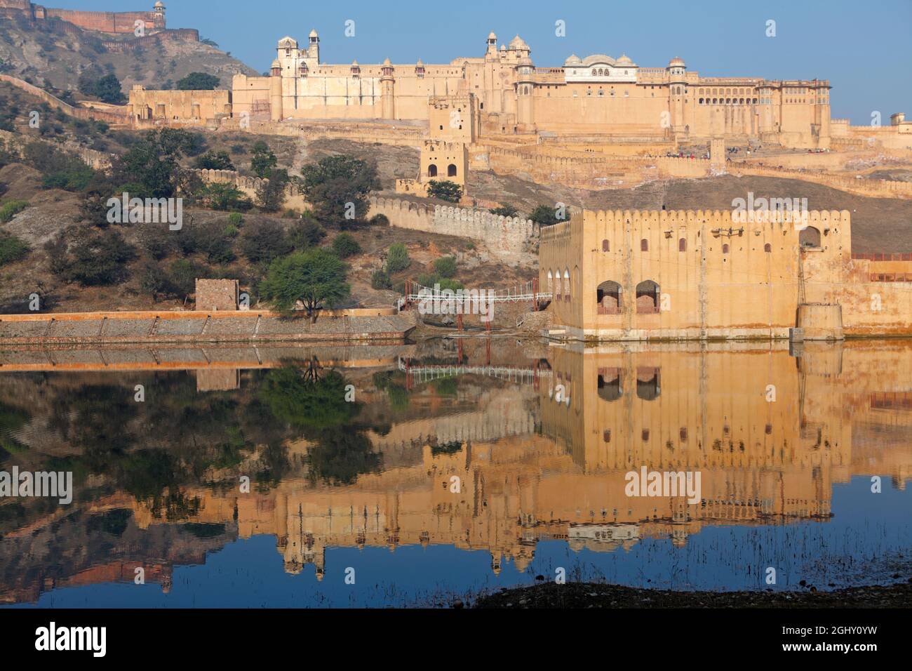 The Amber Fort reflected in the Maotha lake, Jaipur, India Stock Photo