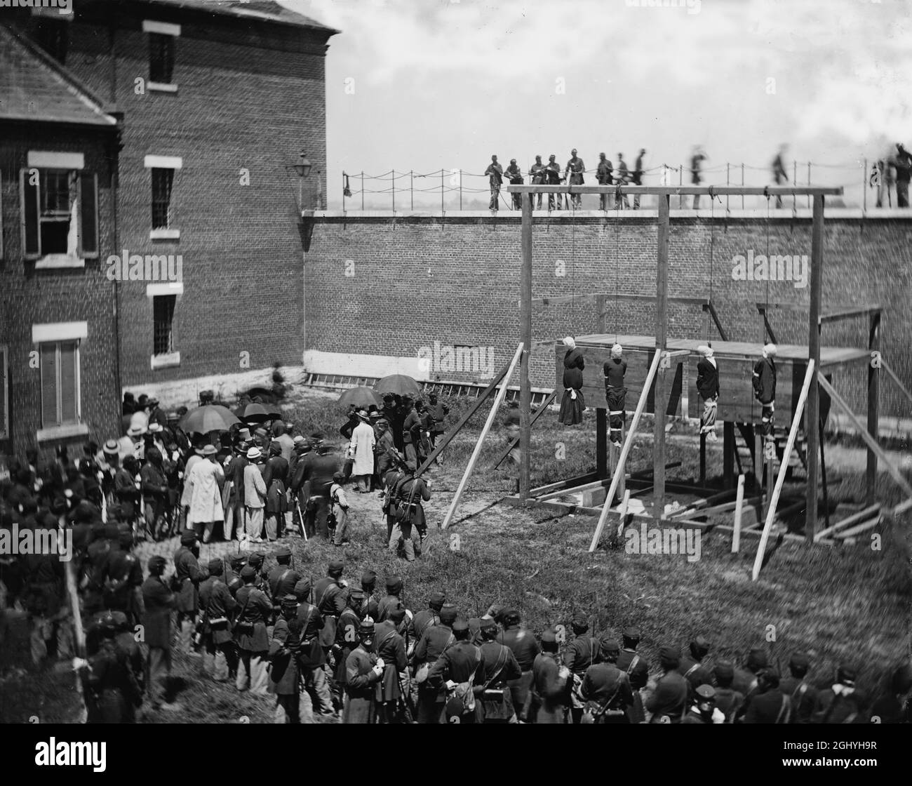 The executions of the conspirators in the assassination of Abraham Lincoln on July 7th 1865. The four hanged were Mary Surratt, Lewis Powell, David Herold, George Atzerodt Stock Photo