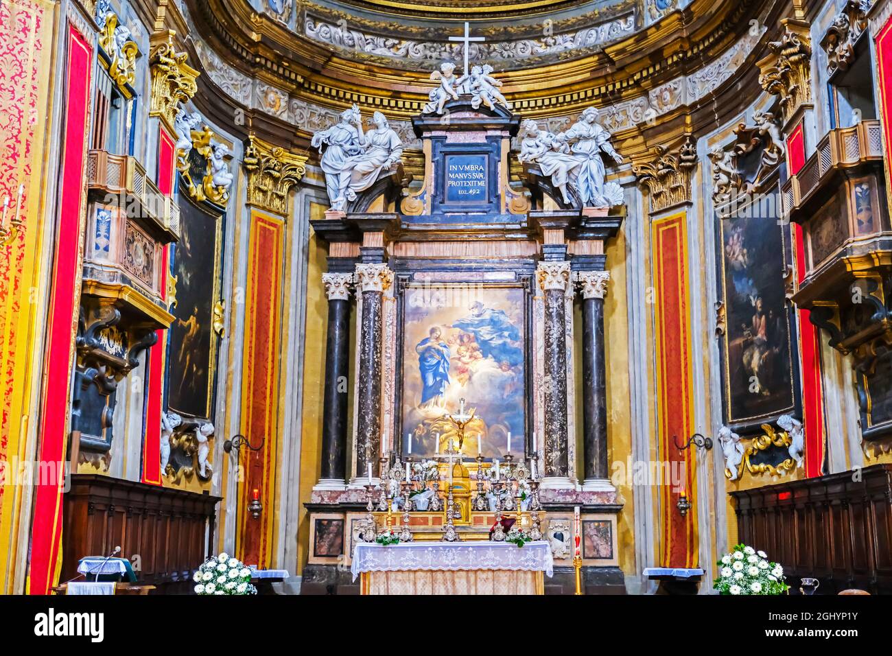 The altar of Chiesa di San Filippo Neri in Perugia Umbria Italy Stock Photo  - Alamy, image size:1300x956