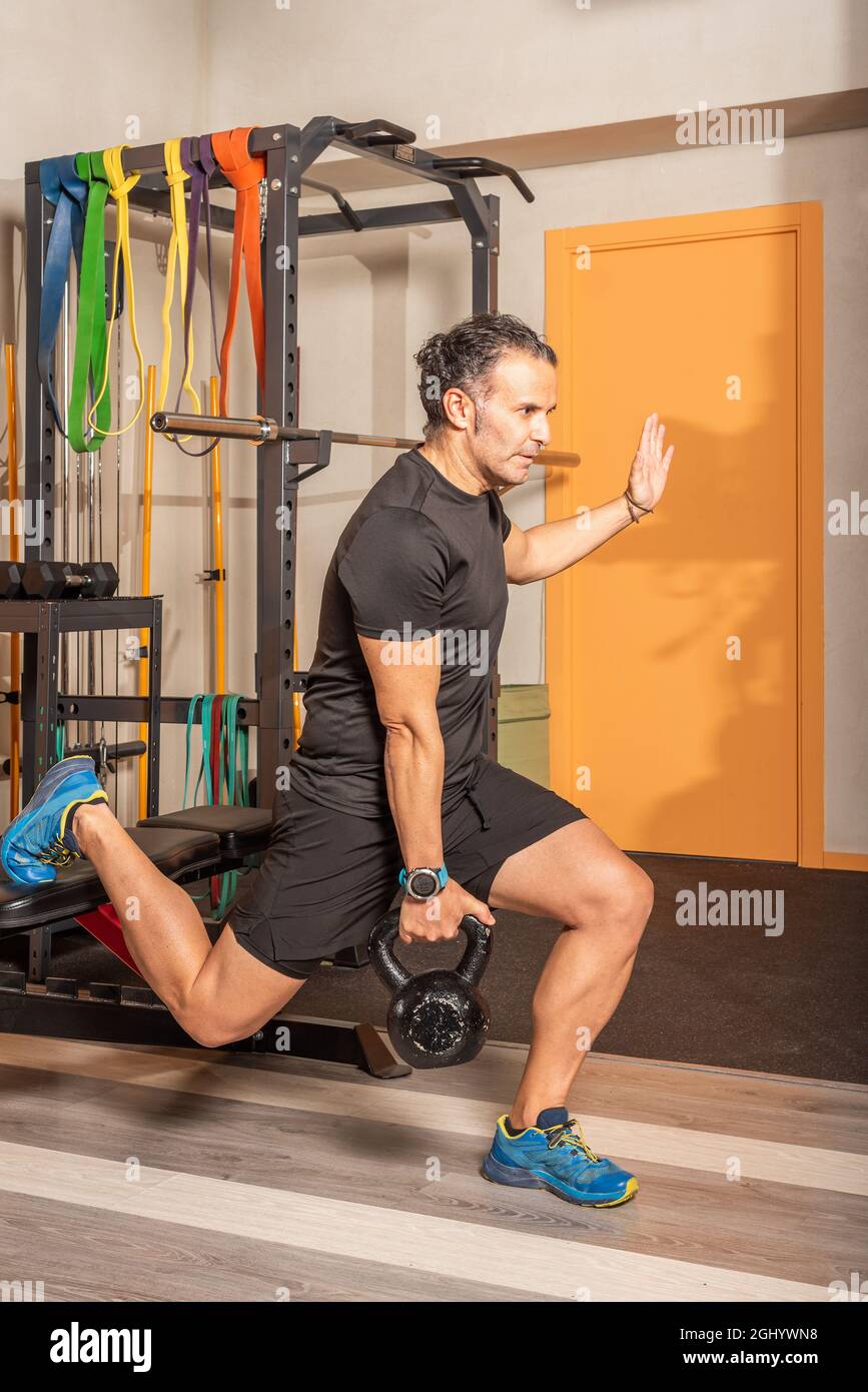 Lunge squat exercise hires stock photography and images Alamy