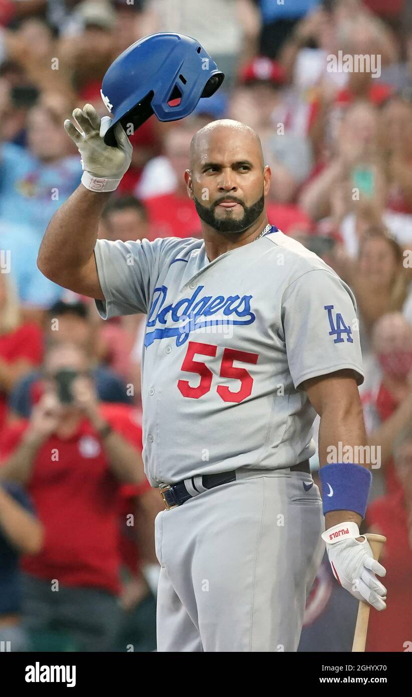 St. Louis, United States. 08th Sep, 2021. Los Angeles Dodgers Albert Pujols  tips his cap as fans give him a standing ovation during his first at bat  against the St. Louis Cardinals