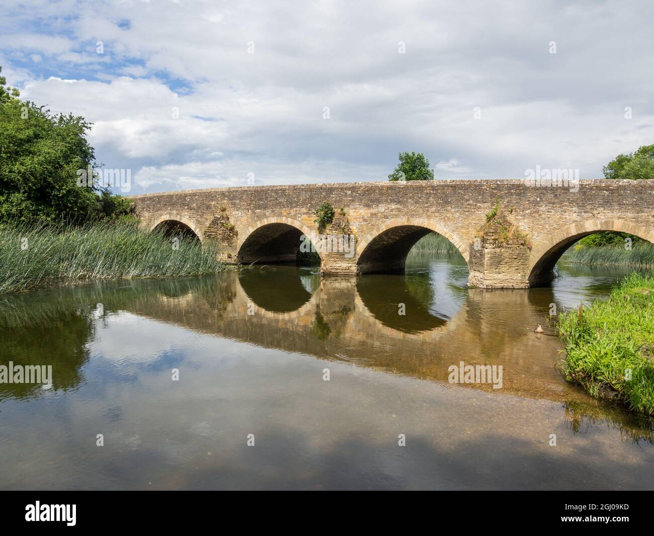 Summer view of the bridge across the River Great Ouse, Felmersham, Bedfordshire; dates from 1818. Stock Photo