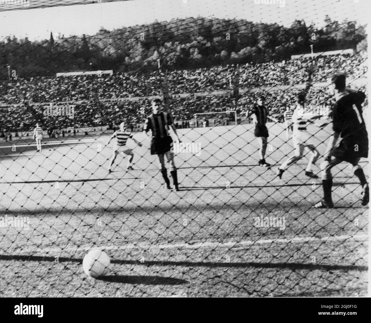 Celtic v inter milan 1967 Black and White Stock Photos \u0026 Images - Alamy, image size:1300x1130