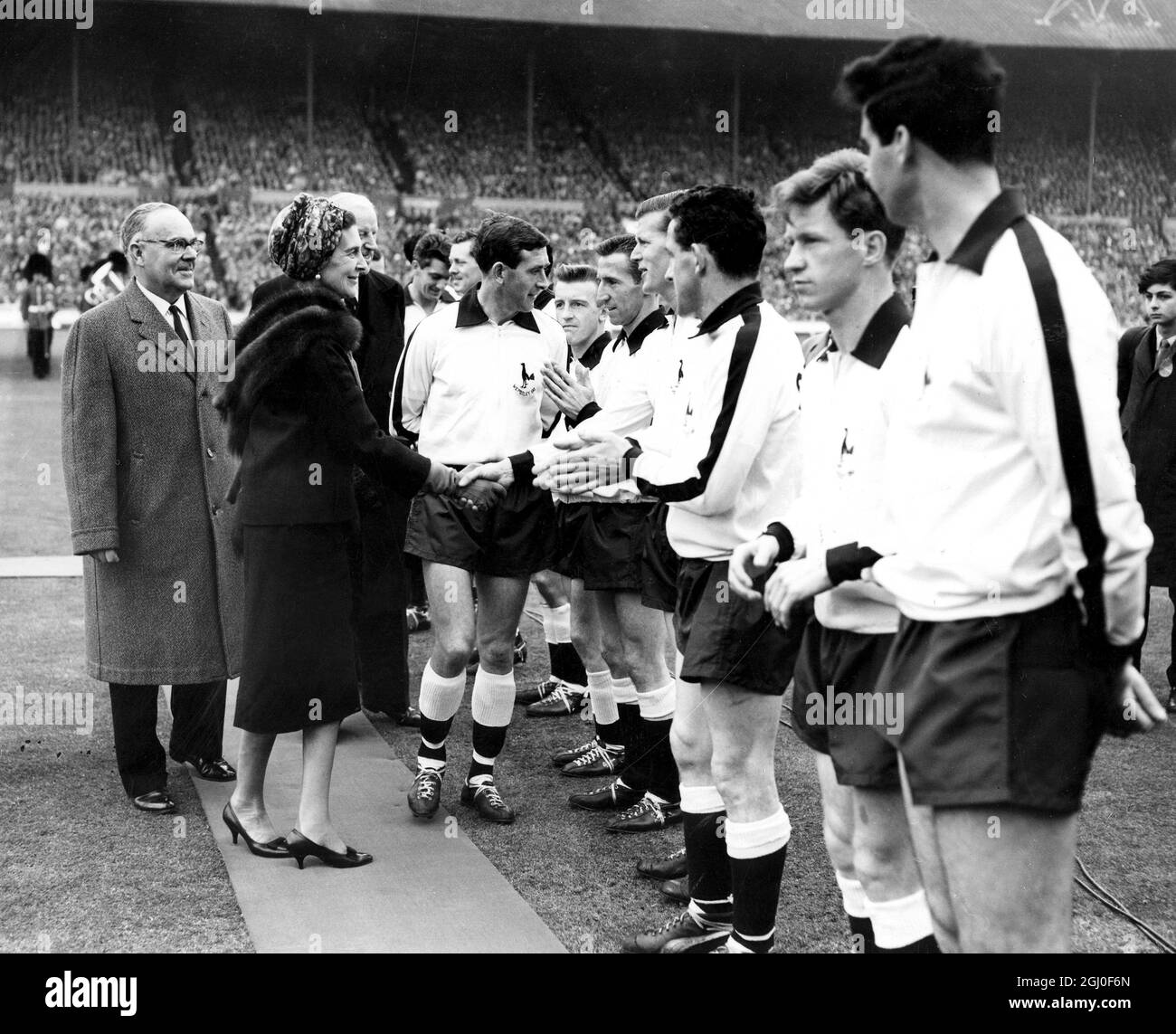 1961 FA Cup Final Tottenham Hotspur v Leicester City HRH The Duchess of Kent meets the Tottenham Hotspur team. 6th May 1961. Stock Photo