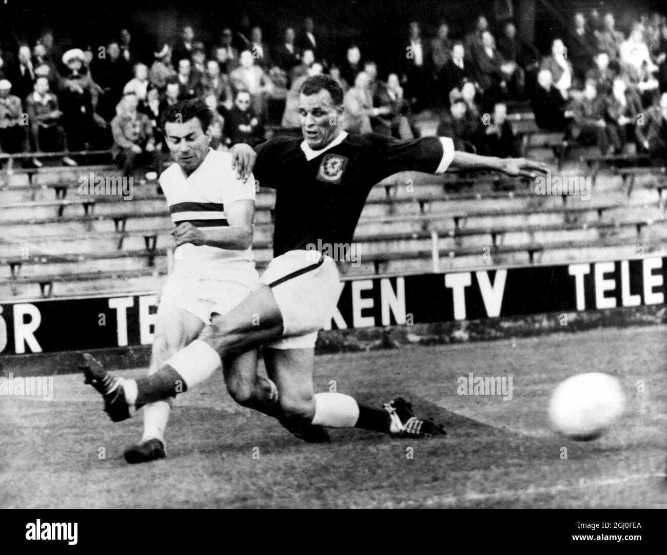 1958 World Cup Wales v Hungary Wales centre forward John Charles