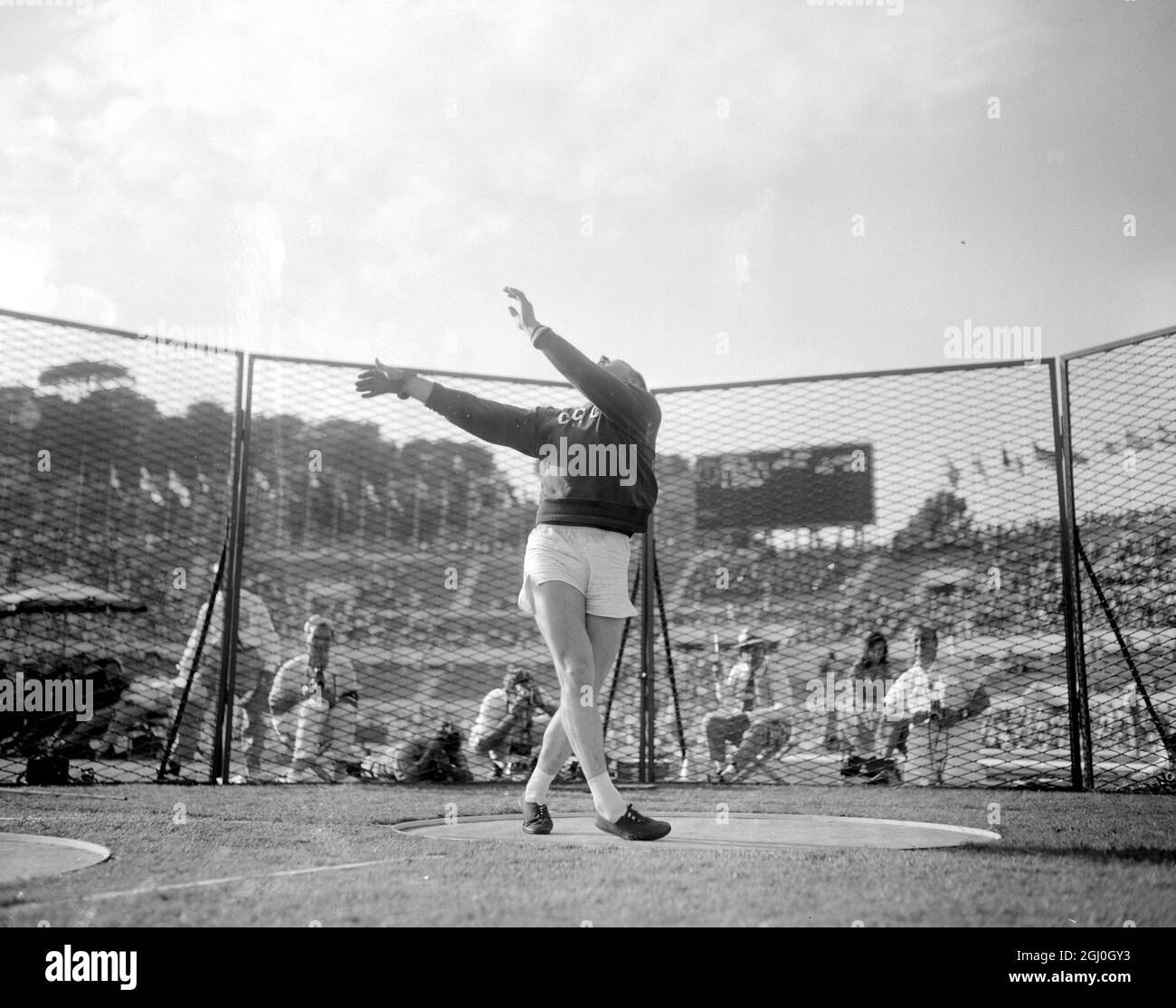 Medieval Hammer Throwing