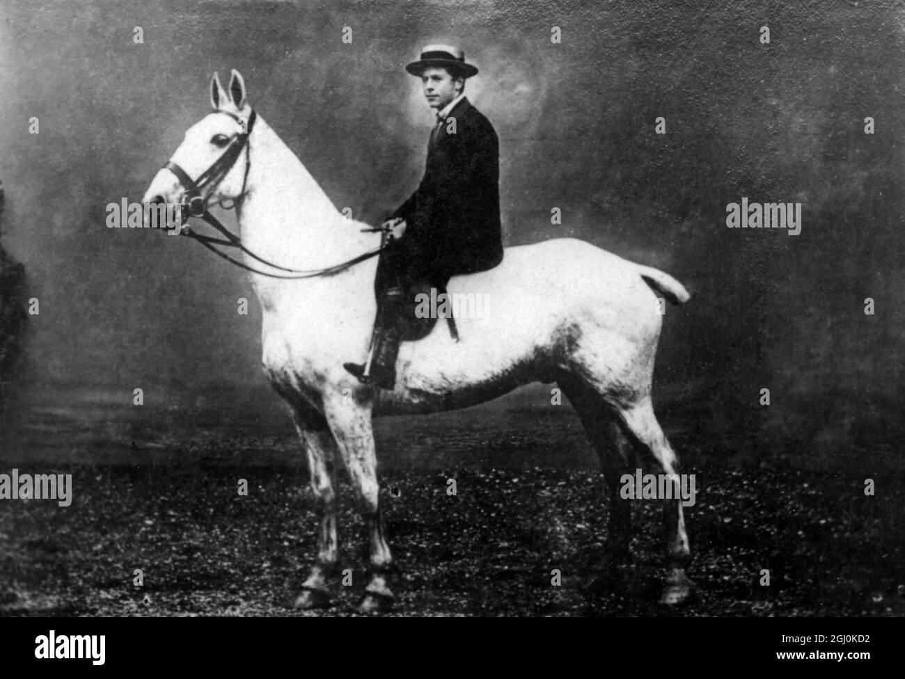 Maurice Percy Woodland : Born 1879 English jockey and Grand National winner 1903 on Drumcree and 1913 on Covertcoat Stock Photo