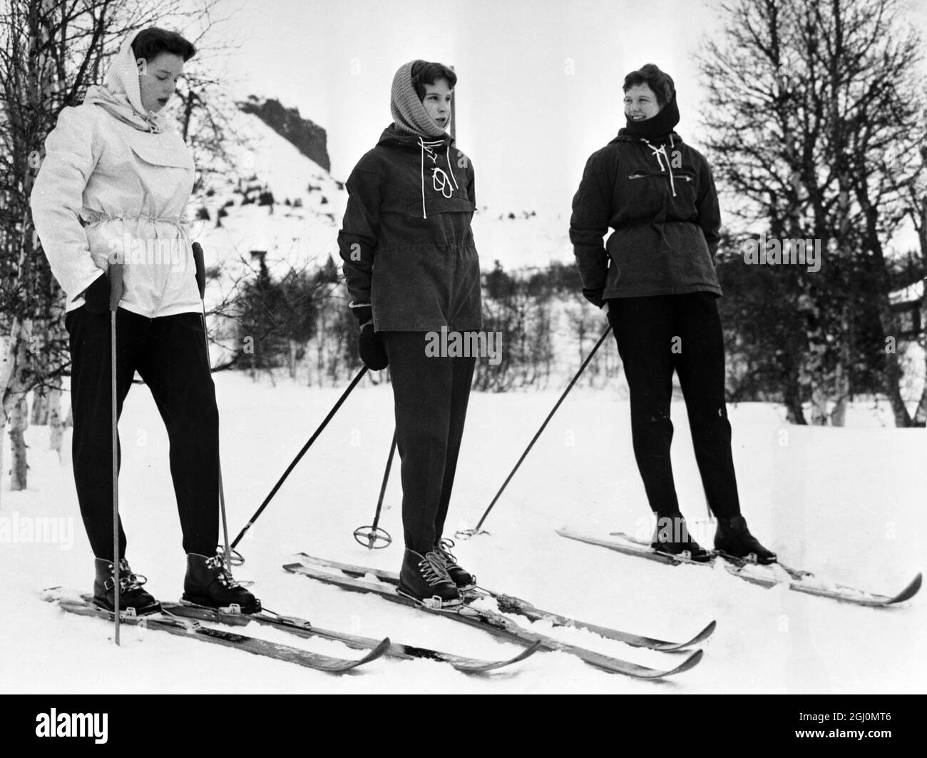 Gausdal in Norway: Three Danish Princesses left their capital city last week for Norway, and the skiing resorts, for their annual holiday in the snow. Left to right, Princesses Benedikte , Anne Marie and Margrethe , ( The Heir Apparent ) go sight skiing in this resort. February 20th 1959 Stock Photo