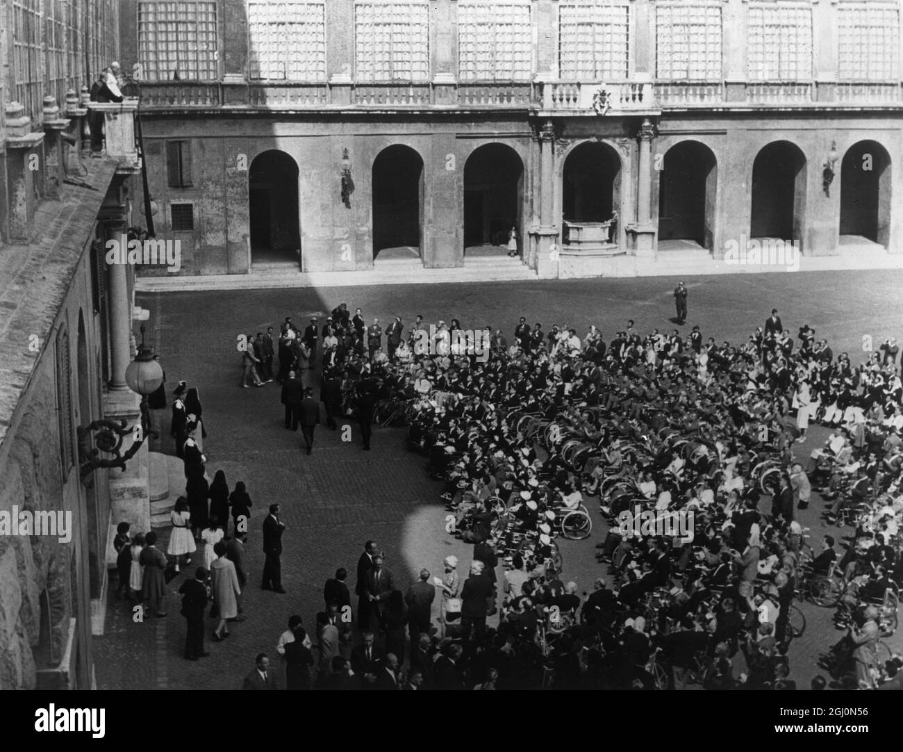 Vatican City The scene as Pope John XXIII (top left) received a special audience, 350 disabled athletes from the Paralympics which took place in Rome. 26th September 1960 Stock Photo