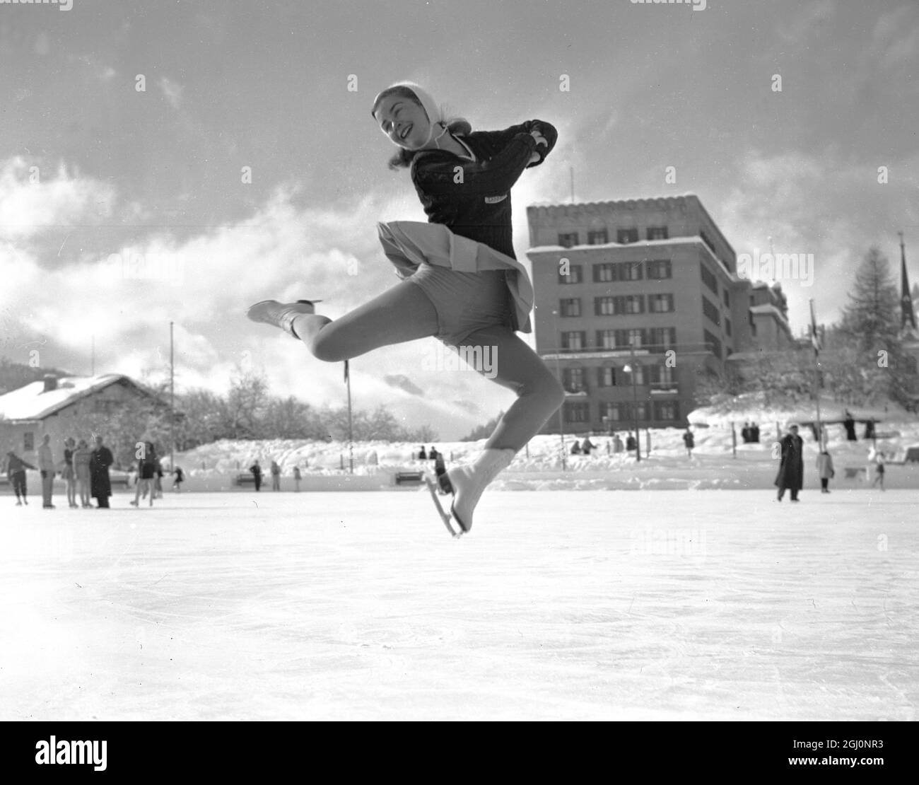 Barbara Ann Scott - Canadian ice - skater on the ice in Switzerland . Stock Photo