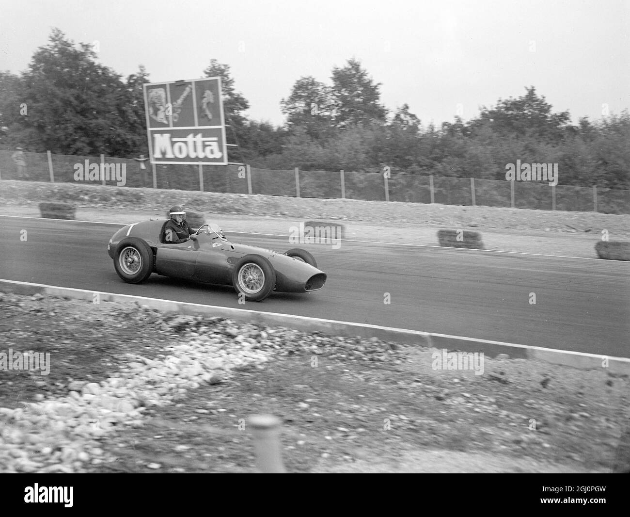 Mike Hawthorn in a Ferrari in practice for the Italian Grand Prix in Monza 10 September 1955 Stock Photo