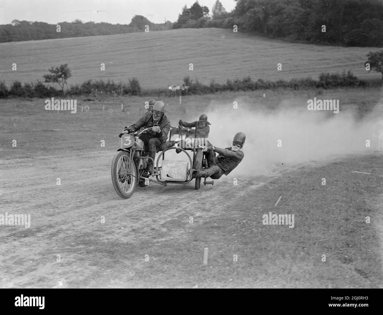 E.S. Oliver in Brands hatch S.C 1 January 1946 Stock Photo