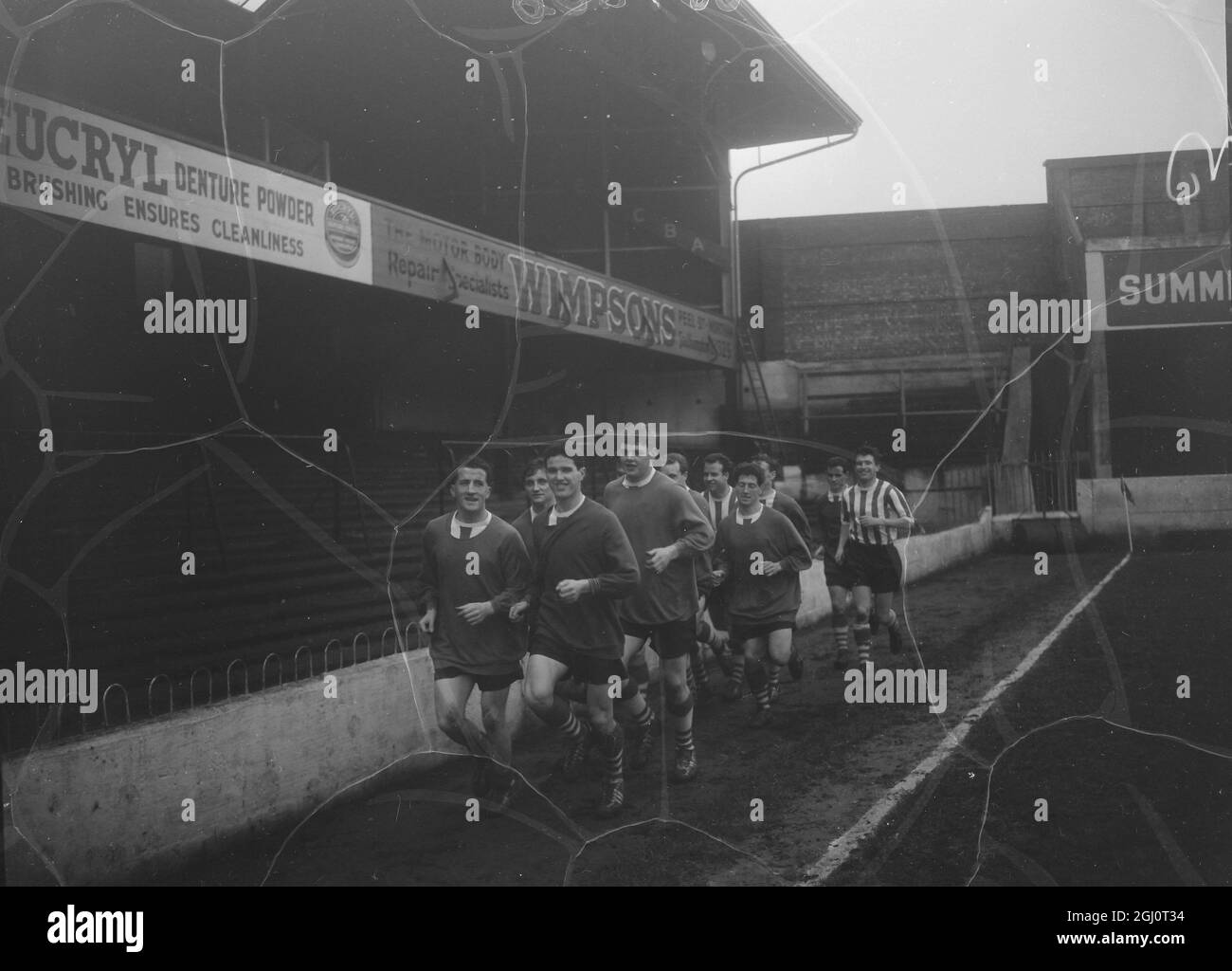 Rosette Vintage Southampton Football – Années 1960 – Objet De Collection Fan